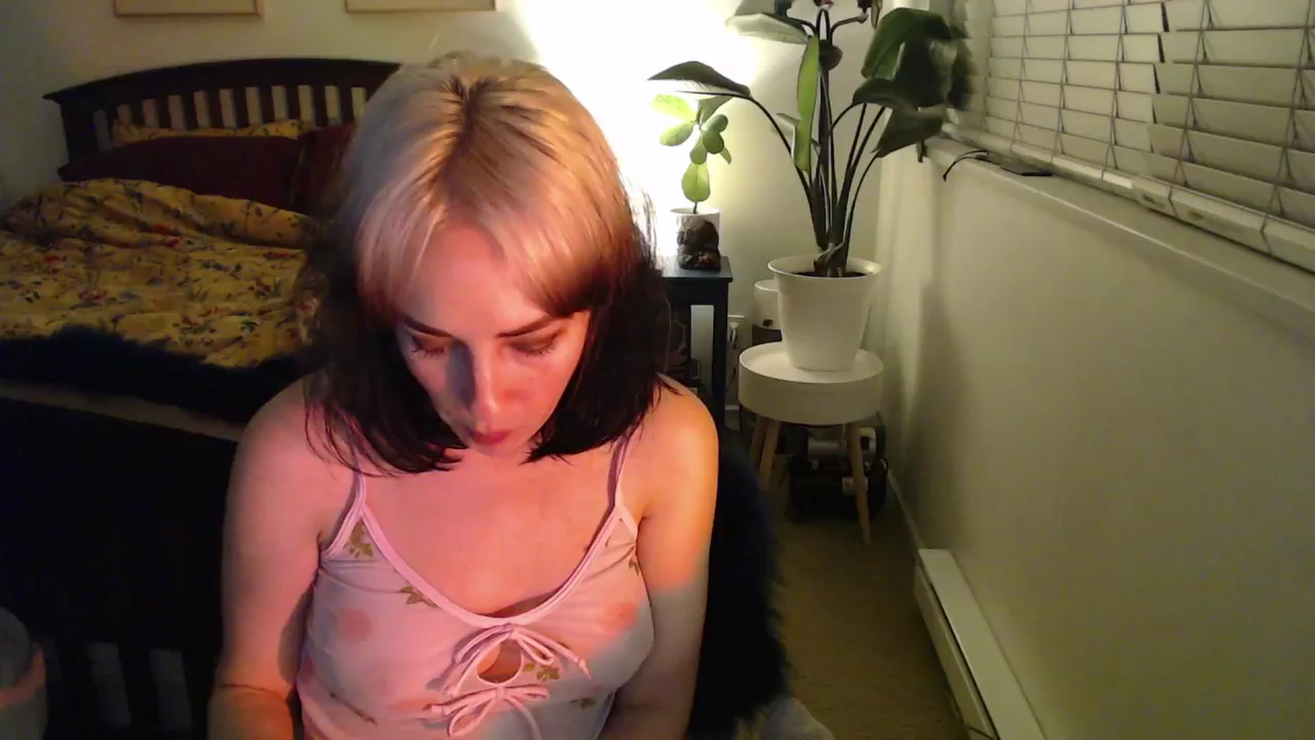 Gallery image thumbnail from NahlaHoney's myfreecams stream on, 11/07/2024, 06:13 image 8 of 20