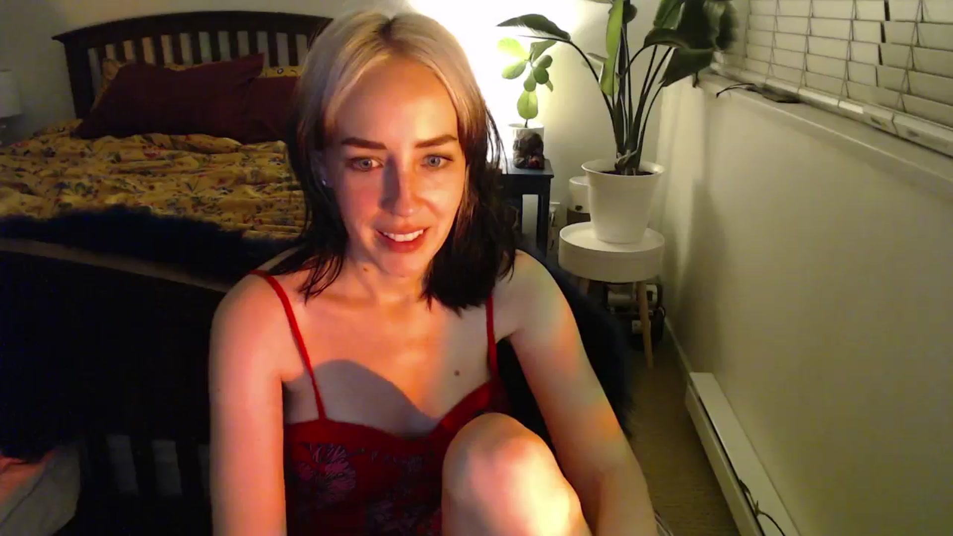 Gallery image thumbnail from NahlaHoney's myfreecams stream on, 11/12/2024, 06:00 image 16 of 20