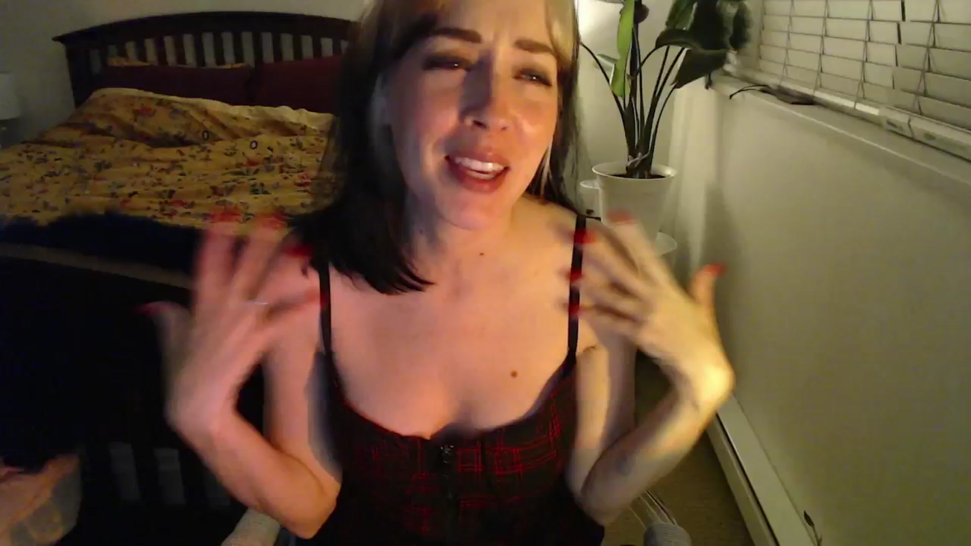 Gallery image thumbnail from NahlaHoney's myfreecams stream on, 11/13/2024, 05:25 image 4 of 20