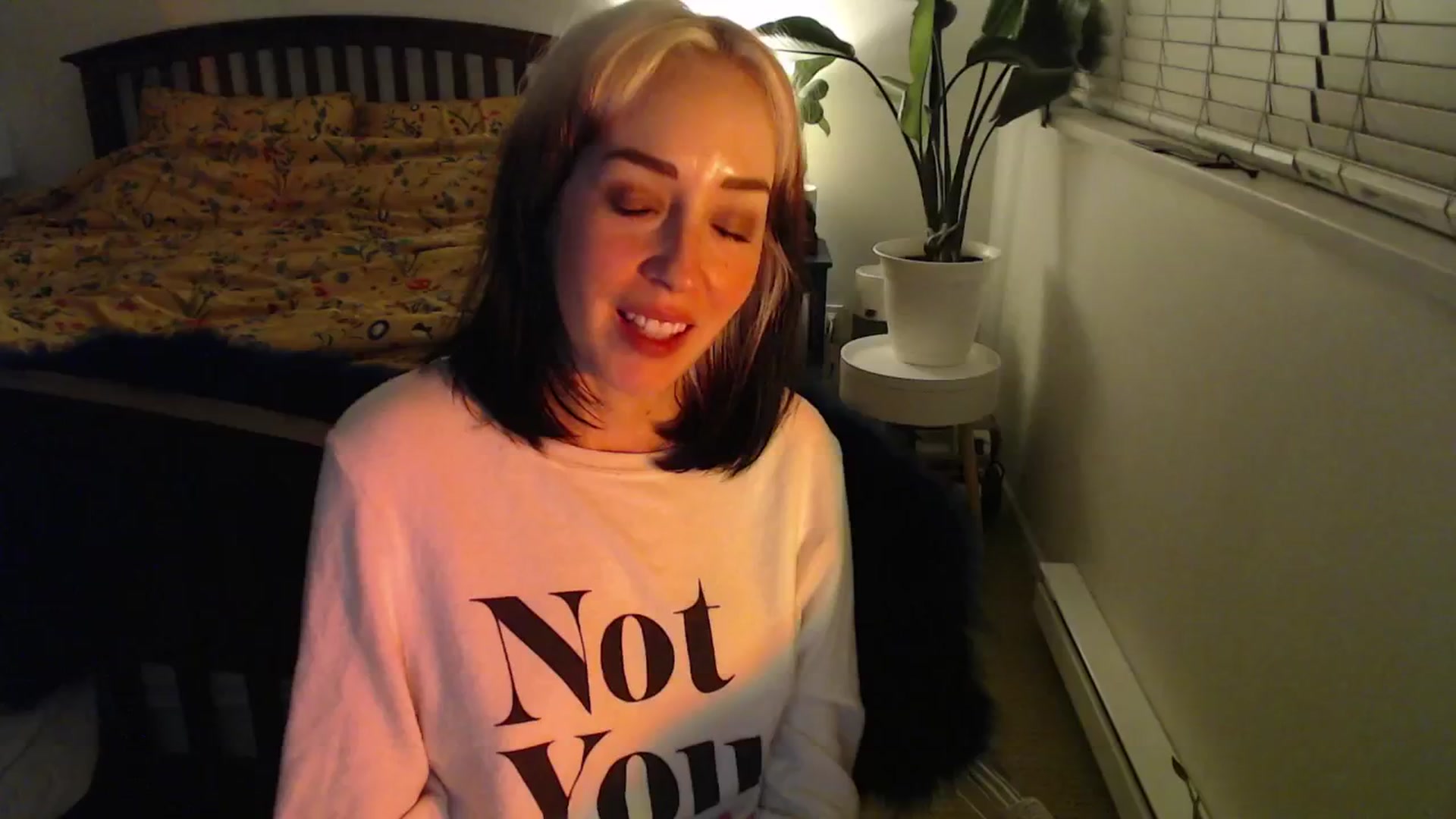 Gallery image thumbnail from NahlaHoney's myfreecams stream on, 11/14/2024, 04:01 image 10 of 20