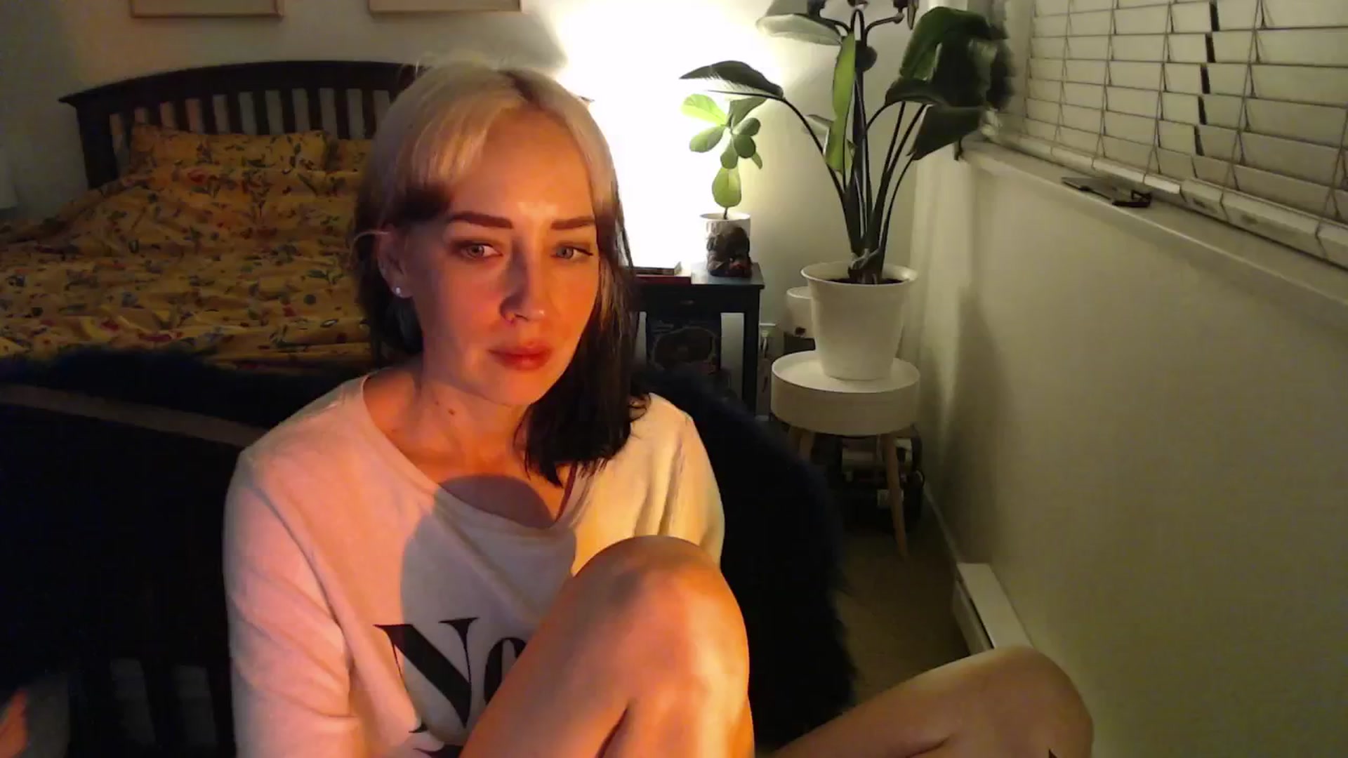 Gallery image thumbnail from NahlaHoney's myfreecams stream on, 11/14/2024, 06:19 image 10 of 20