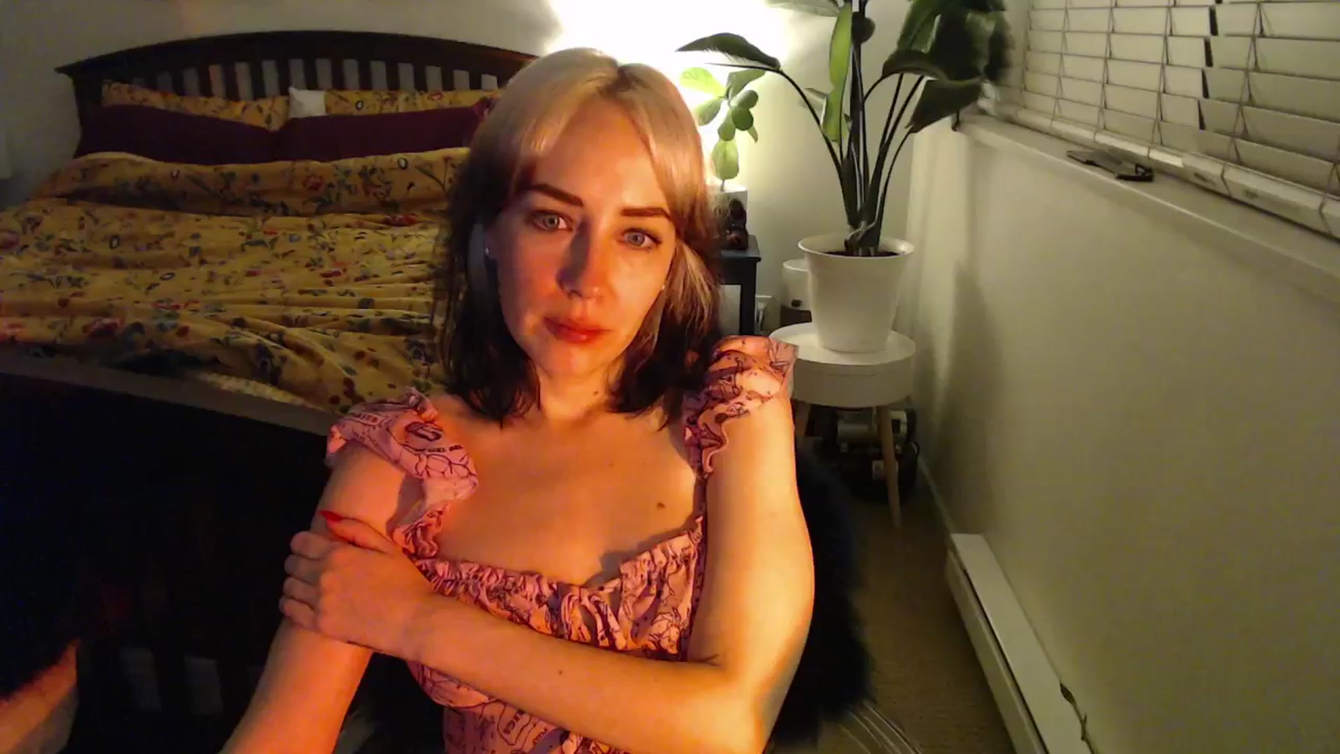 Gallery image thumbnail from NahlaHoney's myfreecams stream on, 11/17/2024, 05:08 image 5 of 20