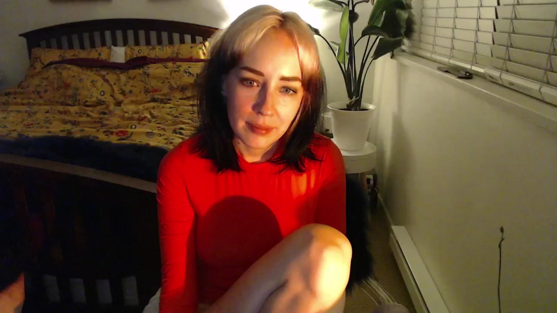 Gallery image thumbnail from NahlaHoney's myfreecams stream on, 11/18/2024, 03:58 image 6 of 20