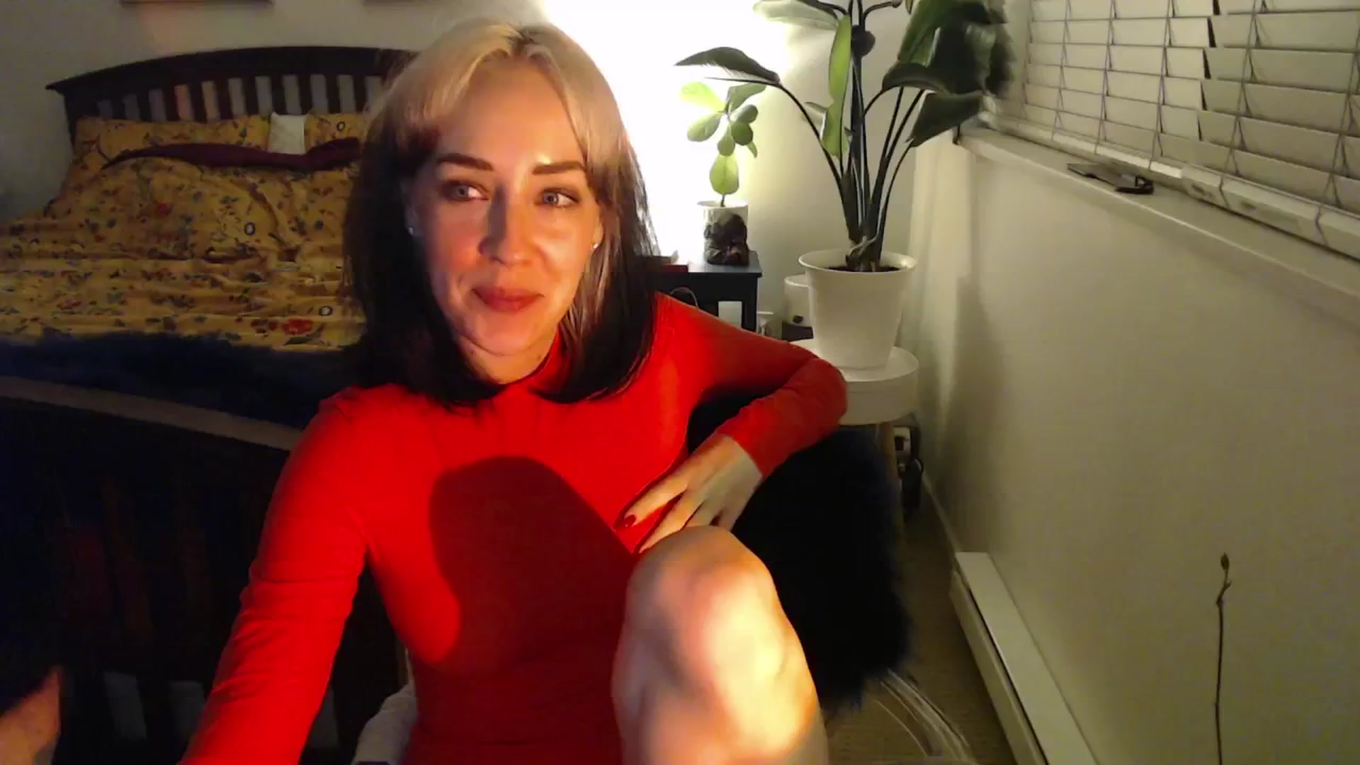 Gallery image thumbnail from NahlaHoney's myfreecams stream on, 11/18/2024, 03:58 image 2 of 20