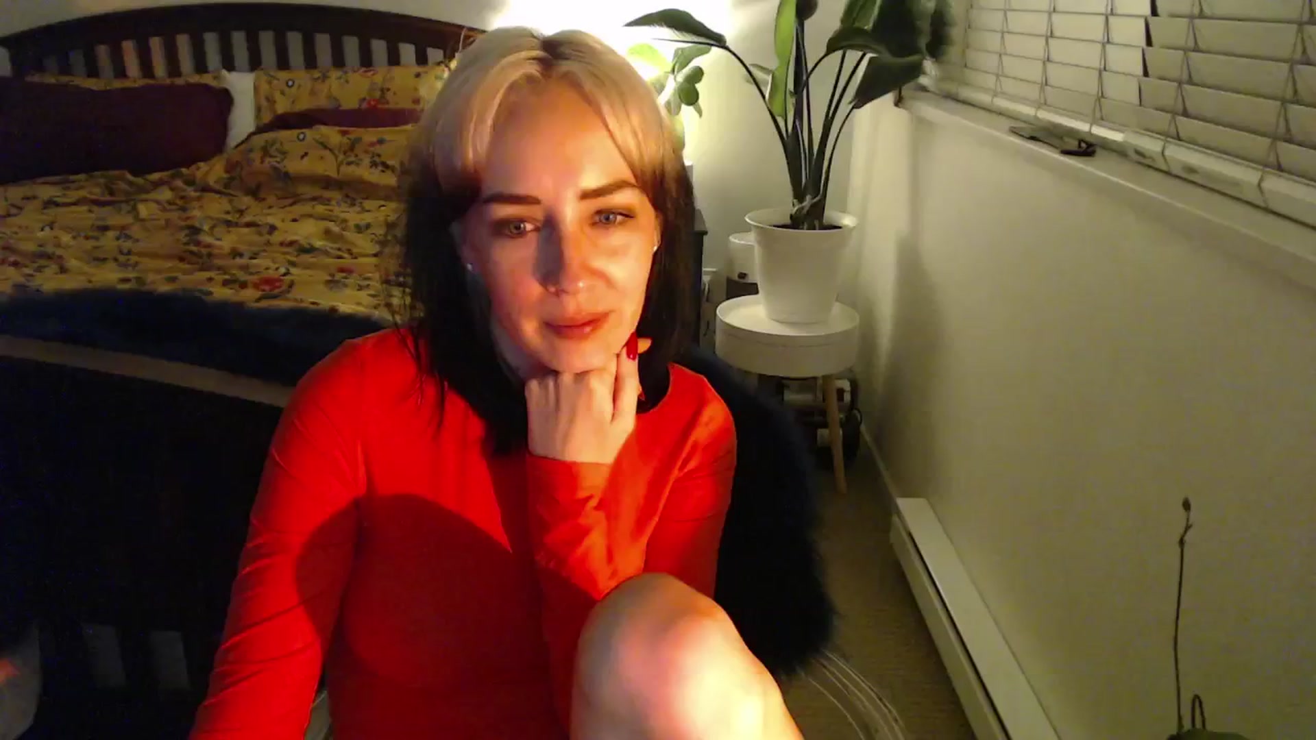Gallery image thumbnail from NahlaHoney's myfreecams stream on, 11/18/2024, 06:03 image 20 of 20