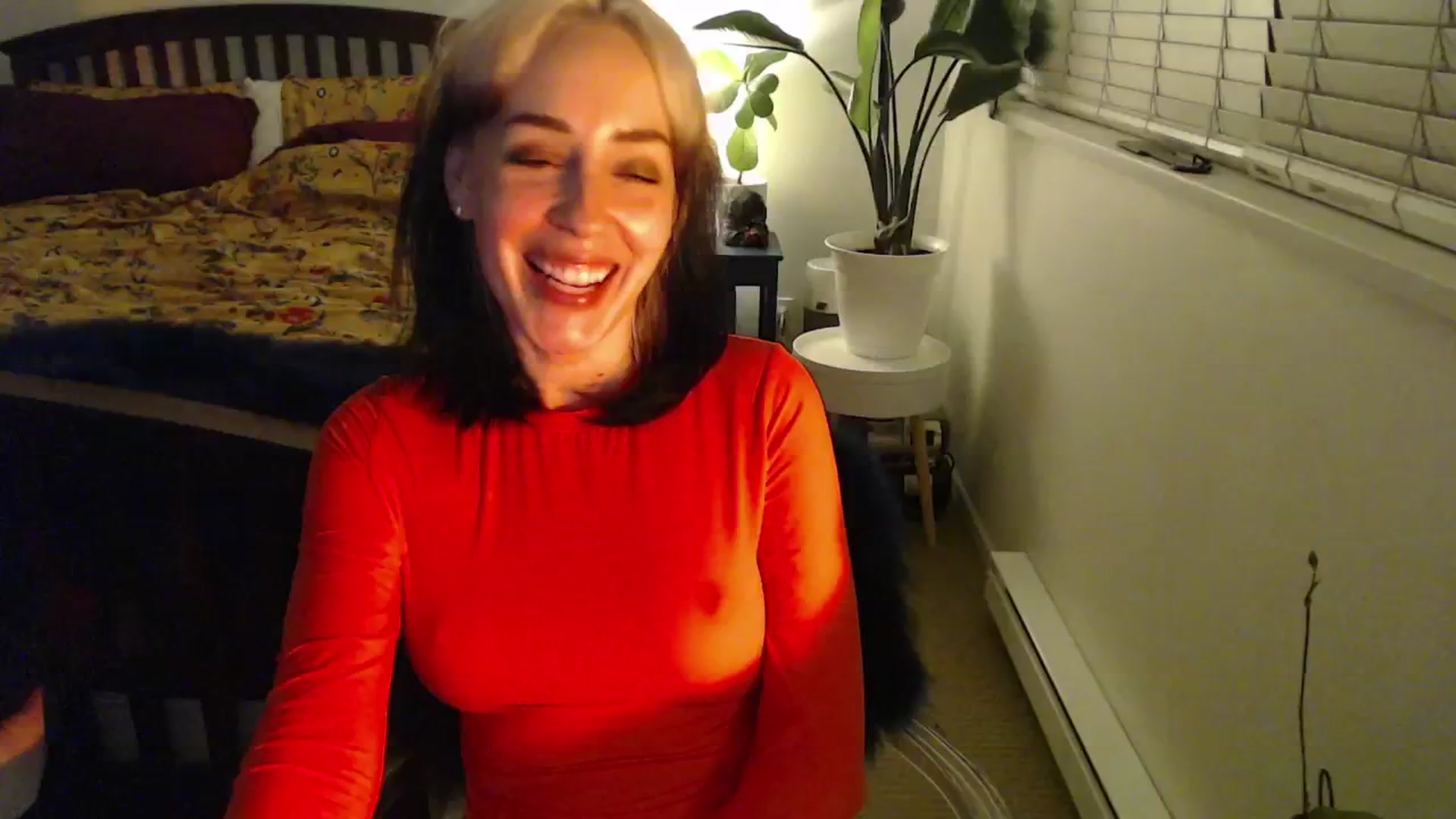 Gallery image thumbnail from NahlaHoney's myfreecams stream on, 11/18/2024, 06:03 image 14 of 20
