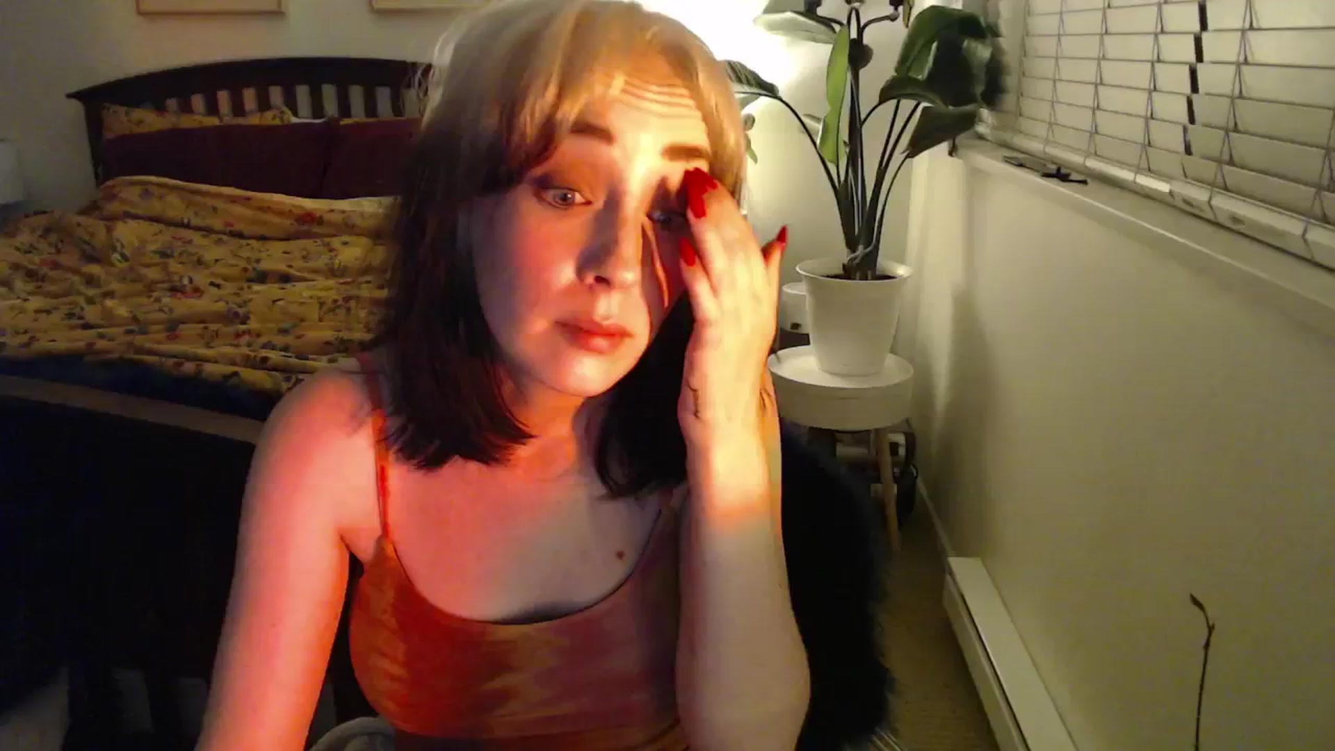 Gallery image thumbnail from NahlaHoney's myfreecams stream on, 11/23/2024, 04:16 image 1 of 20