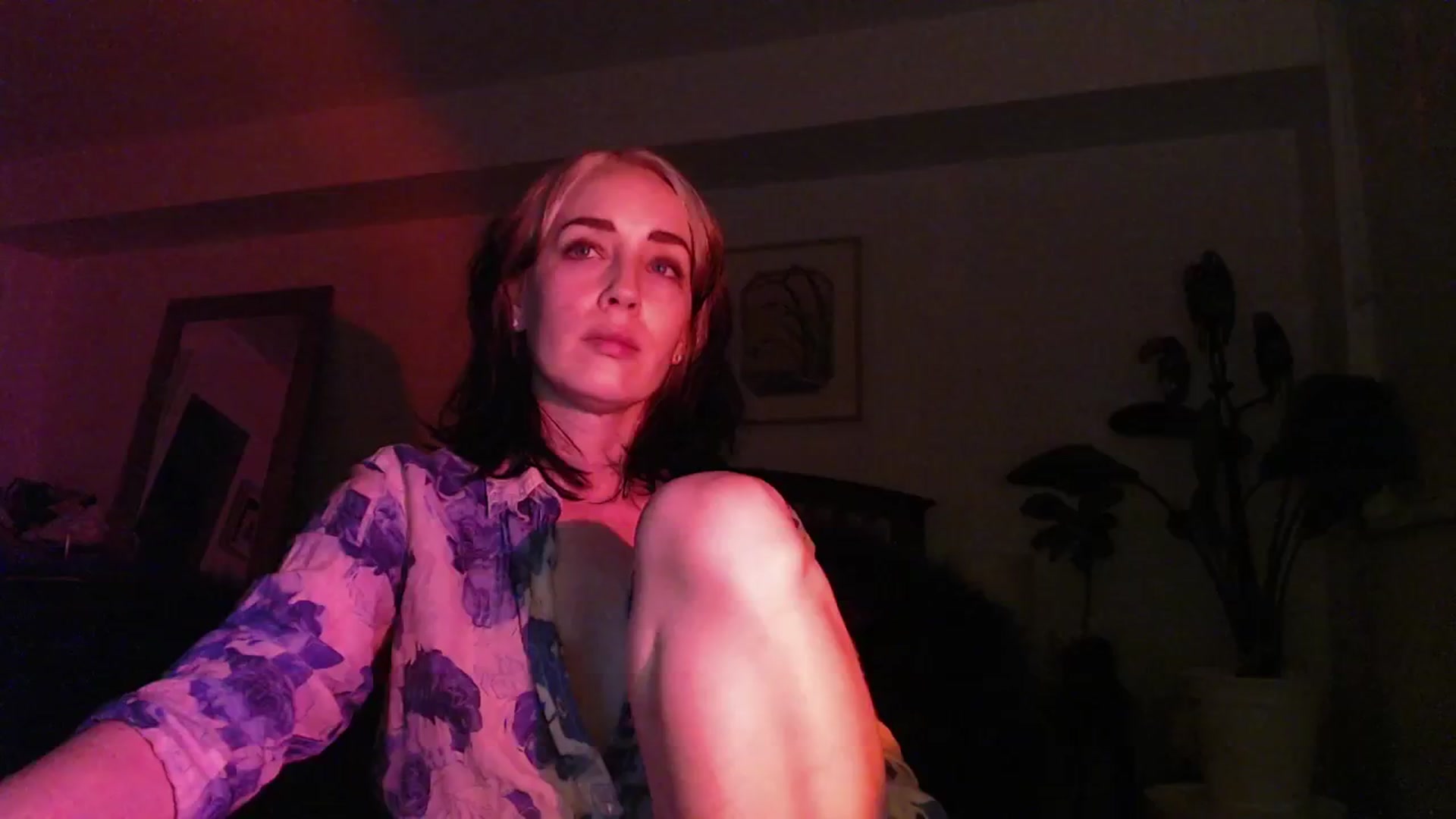 Gallery image thumbnail from NahlaHoney's myfreecams stream on, 11/25/2024, 05:55 image 20 of 20
