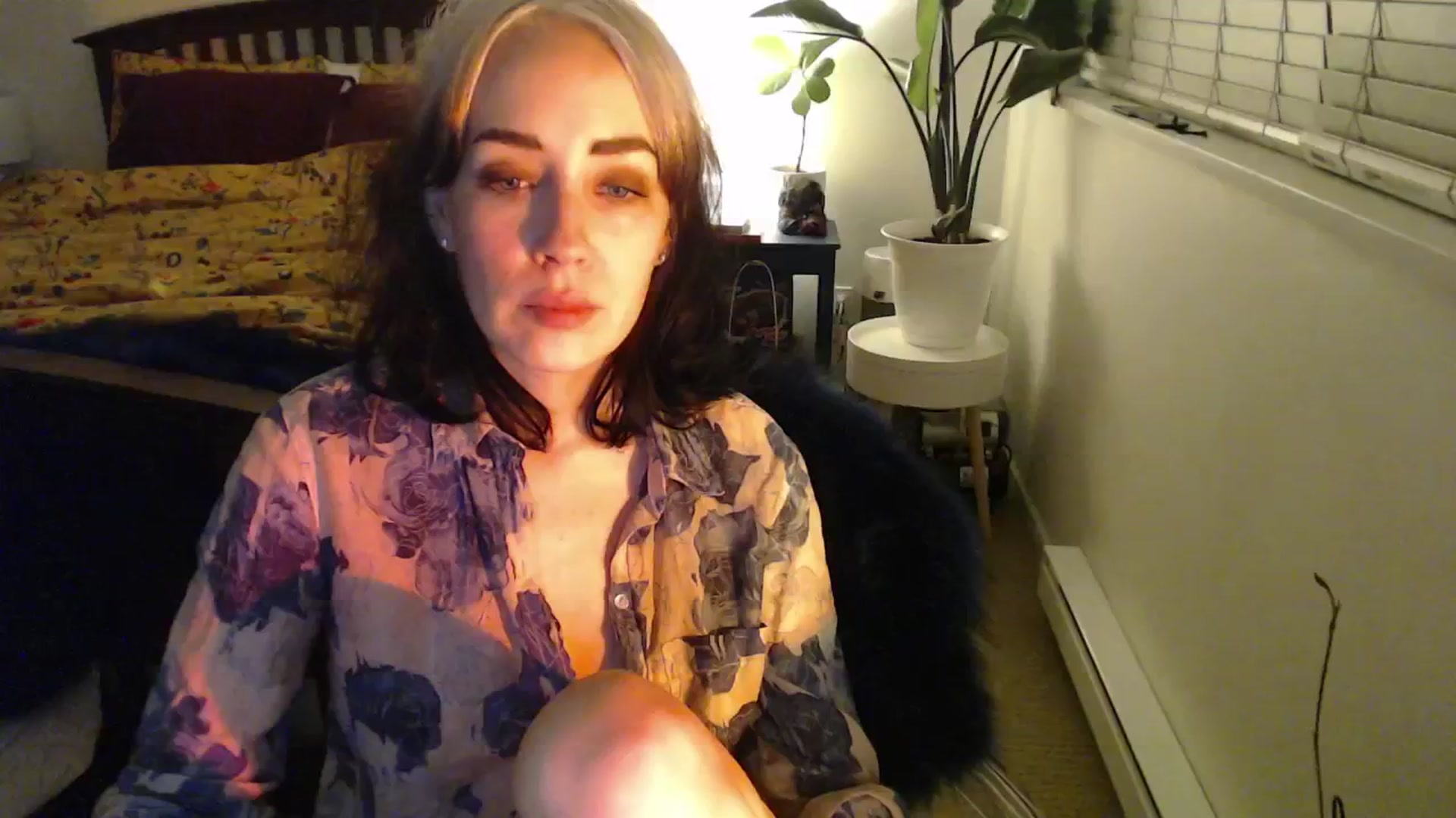 Gallery image thumbnail from NahlaHoney's myfreecams stream on, 11/25/2024, 05:55 image 6 of 20