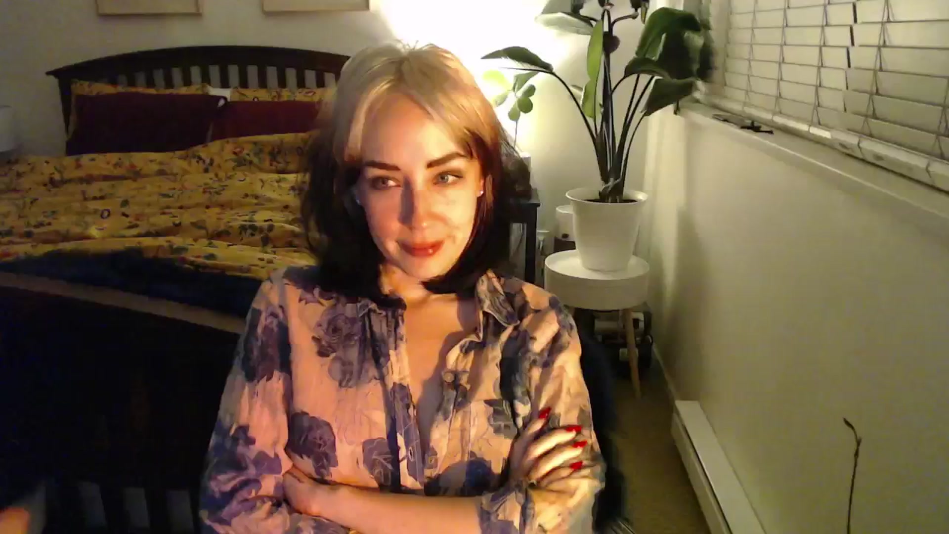 Gallery image thumbnail from NahlaHoney's myfreecams stream on, 11/25/2024, 05:55 image 9 of 20