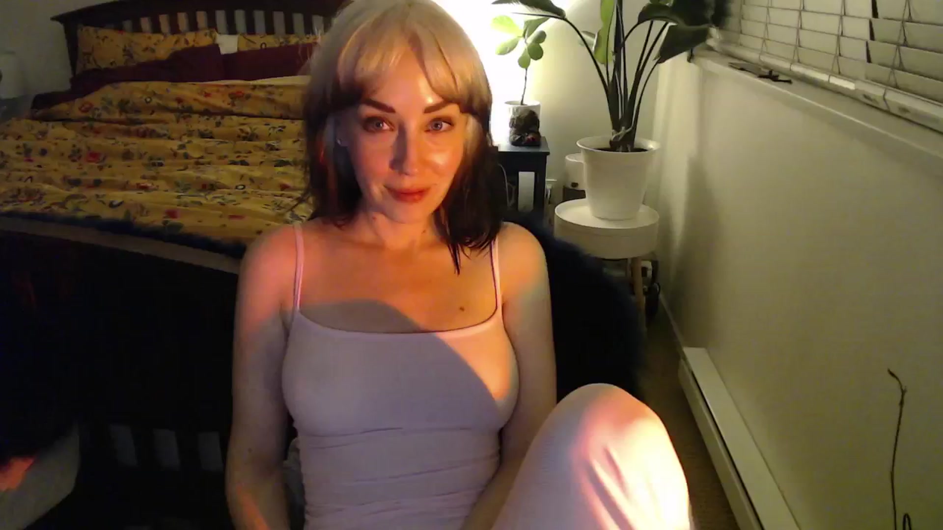 Gallery image thumbnail from NahlaHoney's myfreecams stream on, 11/26/2024, 04:54 image 2 of 20