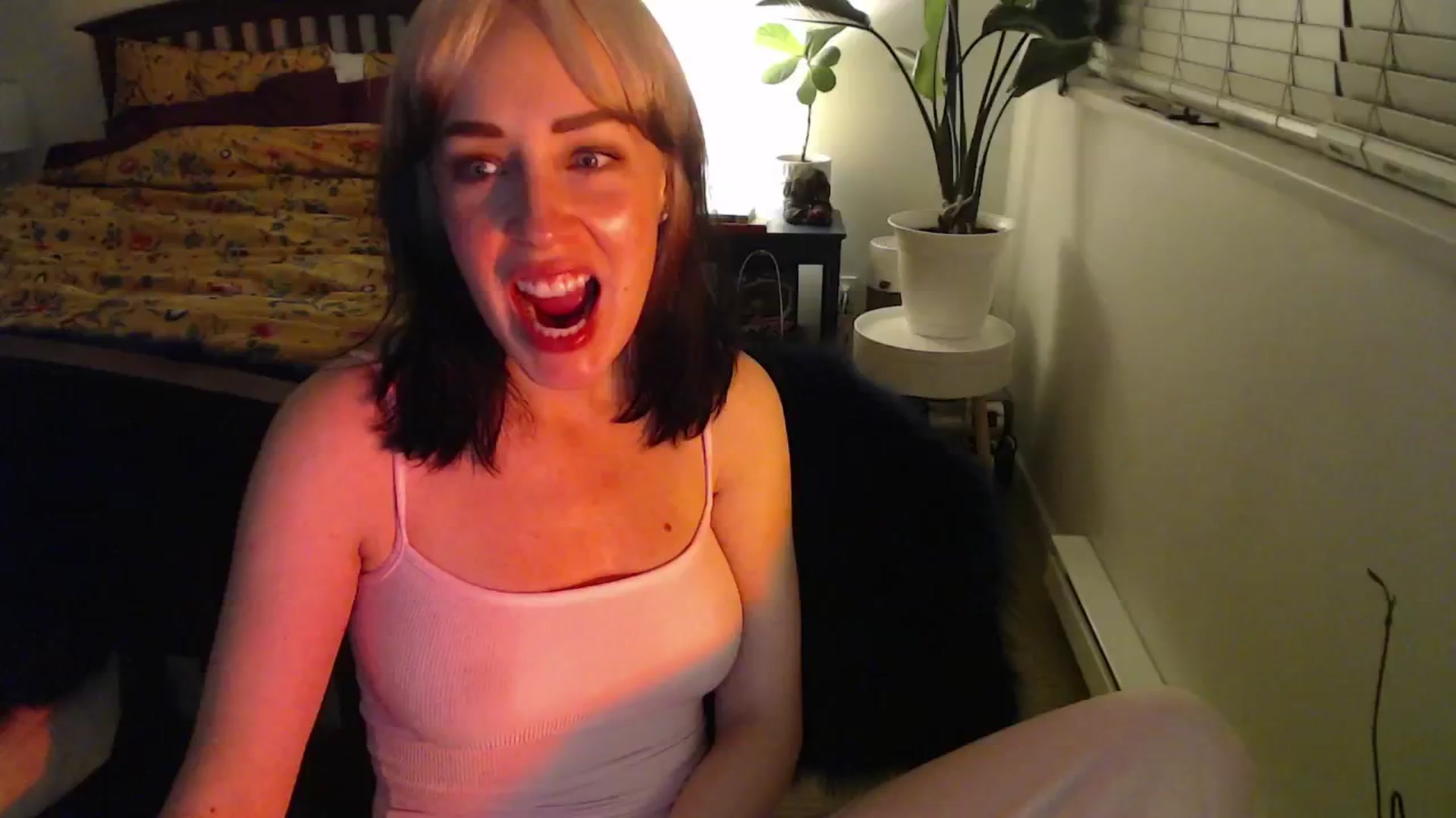 Gallery image thumbnail from NahlaHoney's myfreecams stream on, 11/26/2024, 04:54 image 8 of 20