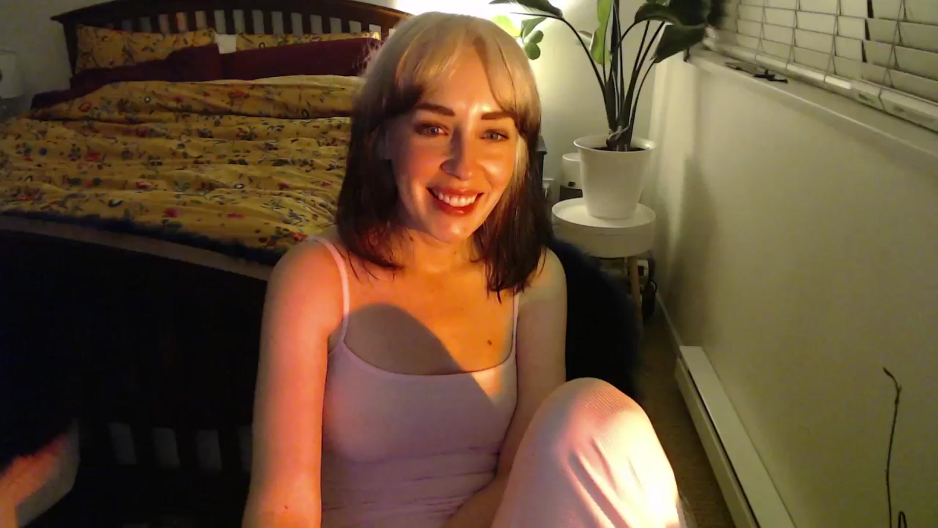 Gallery image thumbnail from NahlaHoney's myfreecams stream on, 11/26/2024, 04:54 image 3 of 20