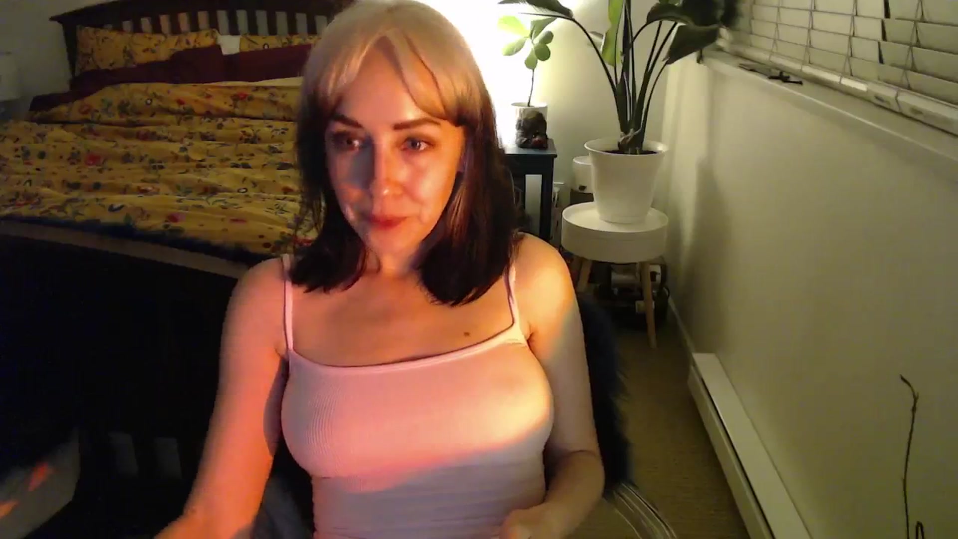 Gallery image thumbnail from NahlaHoney's myfreecams stream on, 11/26/2024, 05:32 image 2 of 20