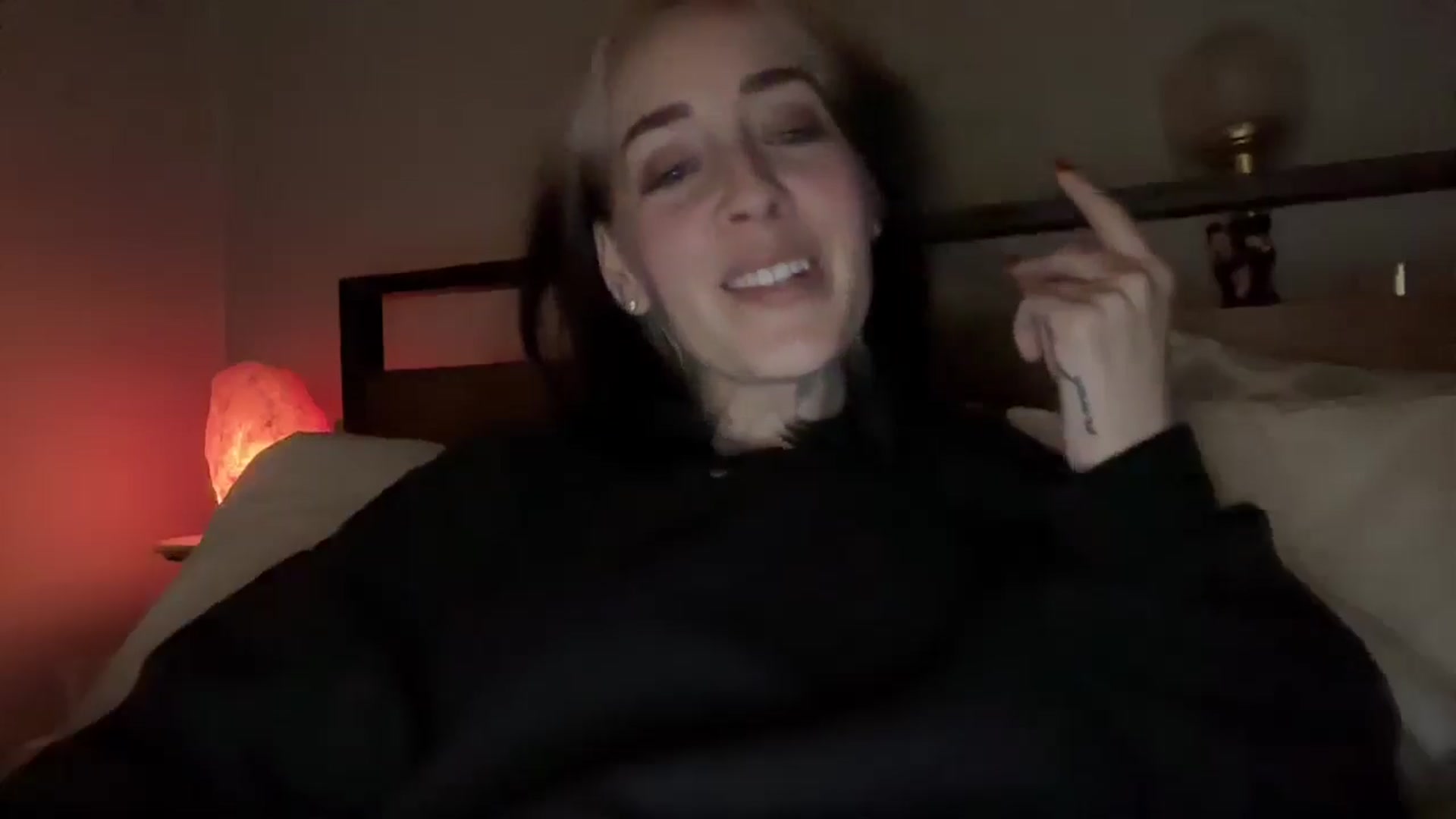 Gallery image thumbnail from NahlaHoney's myfreecams stream on, 12/02/2024, 07:06 image 7 of 20