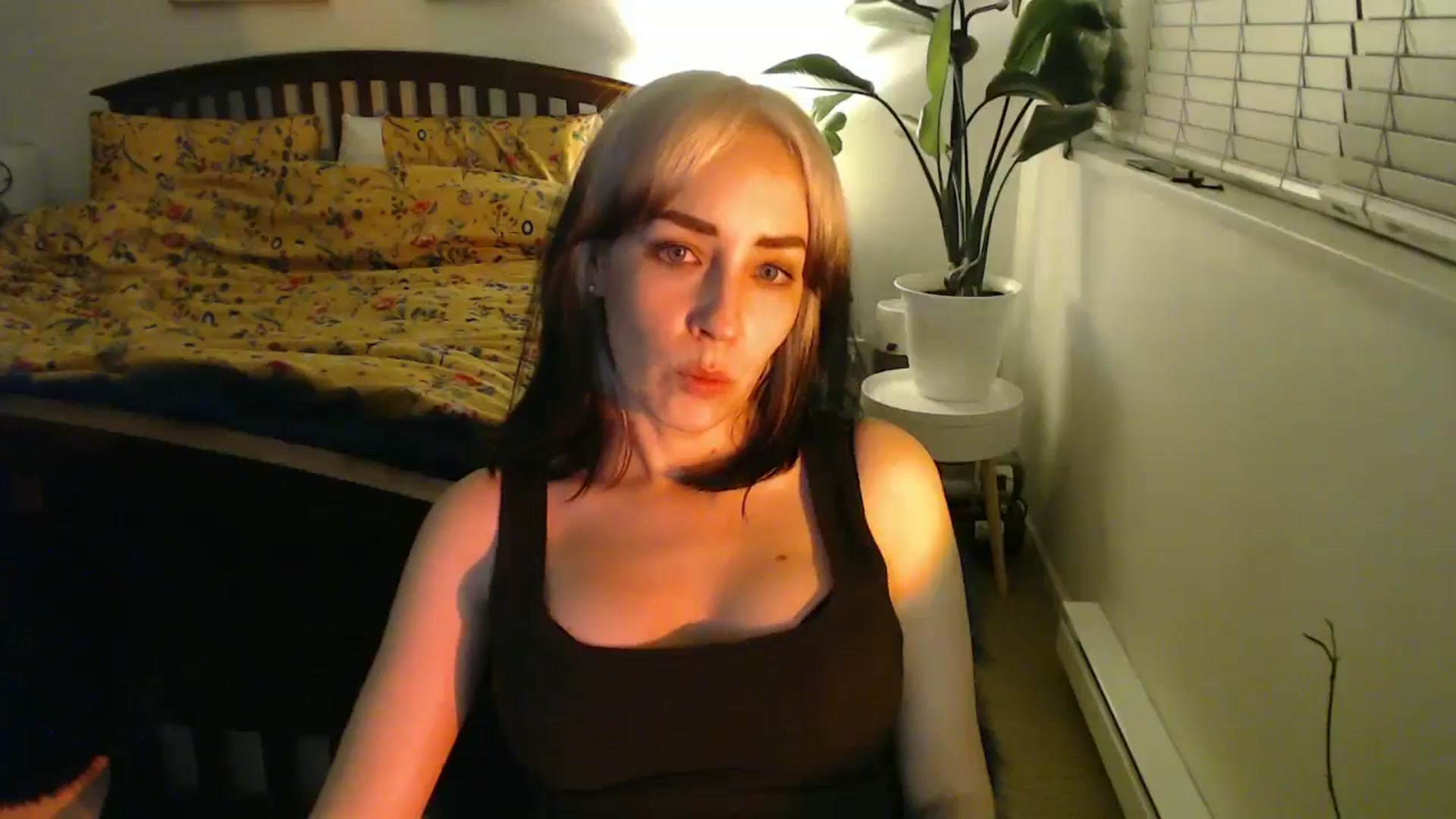 Gallery image thumbnail from NahlaHoney's myfreecams stream on, 12/03/2024, 02:40 image 19 of 20