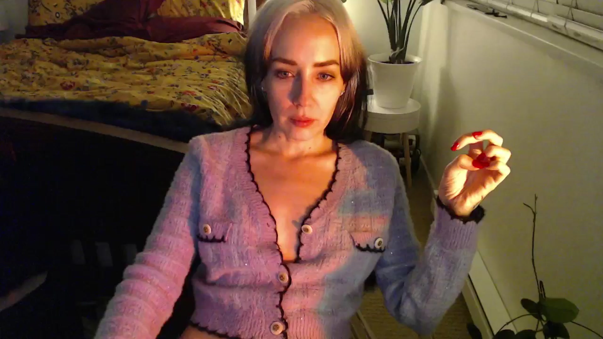 Gallery image thumbnail from NahlaHoney's myfreecams stream on, 12/05/2024, 06:21 image 16 of 20