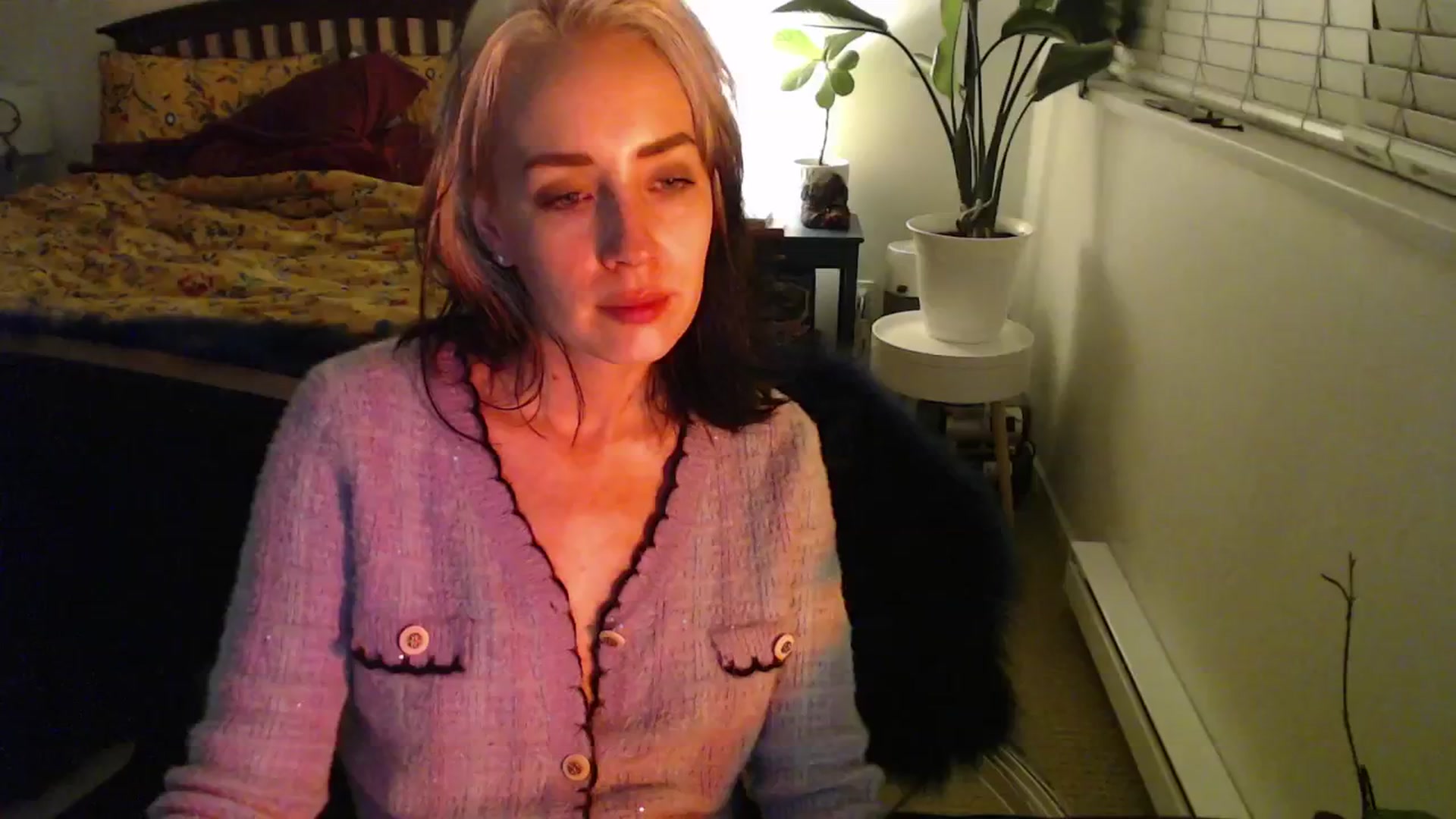 Gallery image thumbnail from NahlaHoney's myfreecams stream on, 12/05/2024, 06:21 image 18 of 20