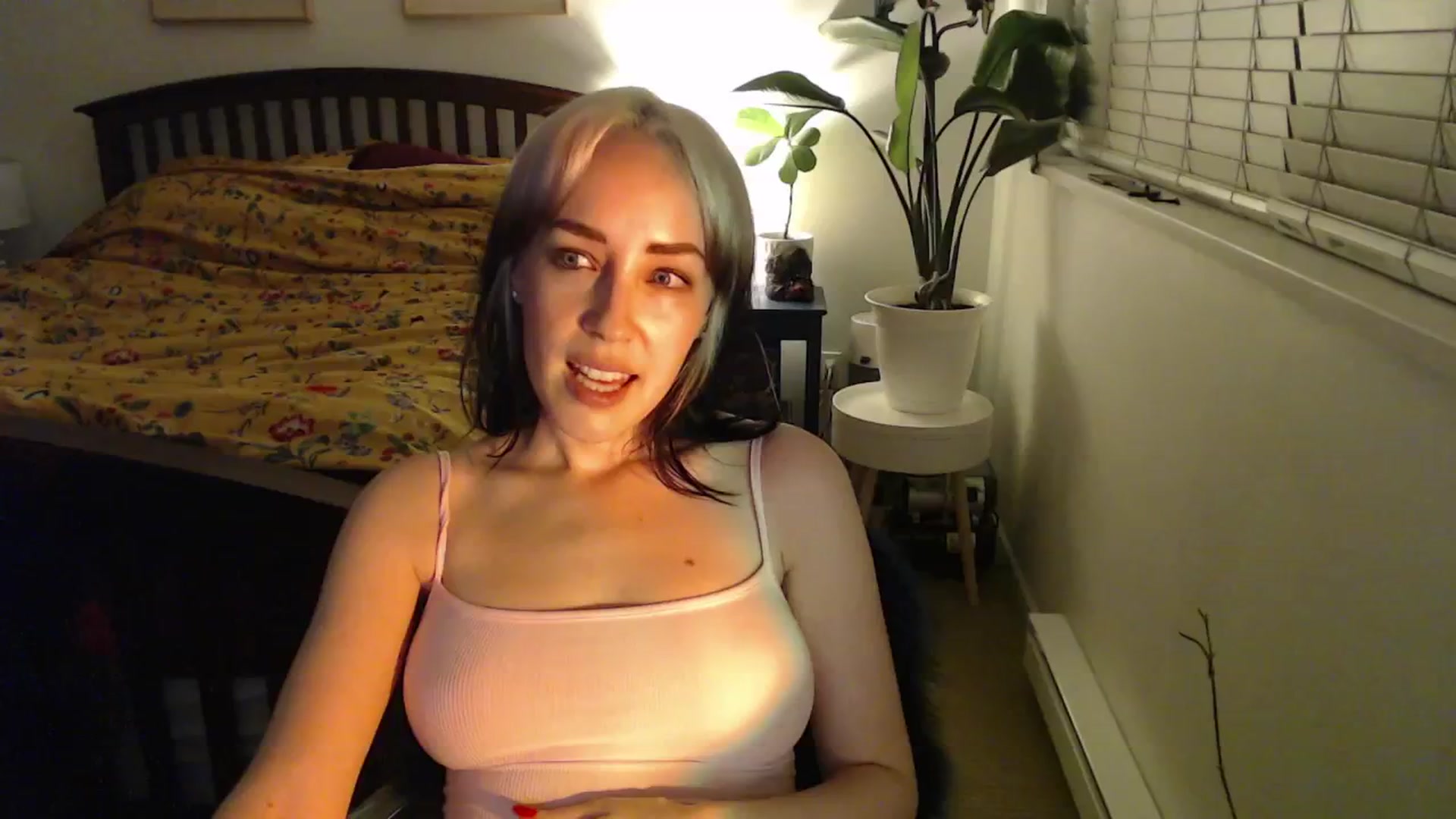 Gallery image thumbnail from NahlaHoney's myfreecams stream on, 12/07/2024, 05:25 image 2 of 20
