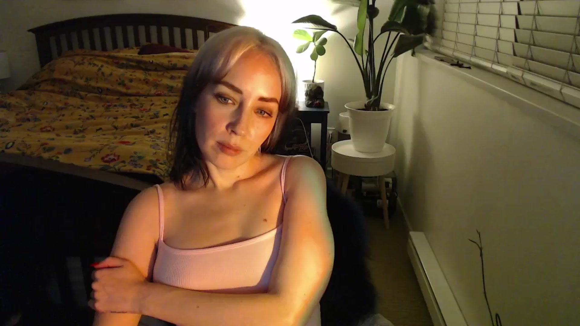 Gallery image thumbnail from NahlaHoney's myfreecams stream on, 12/07/2024, 05:25 image 17 of 20