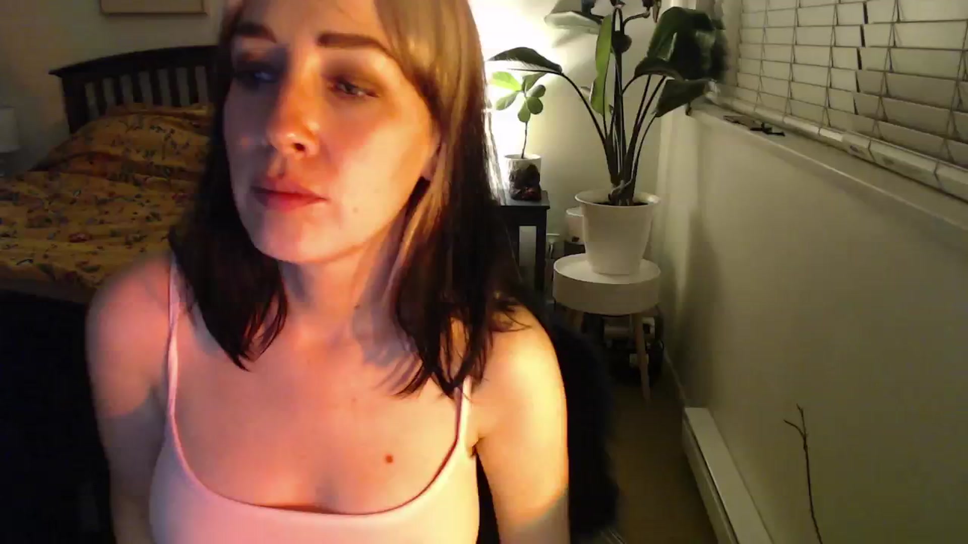 Gallery image thumbnail from NahlaHoney's myfreecams stream on, 12/07/2024, 05:25 image 1 of 20