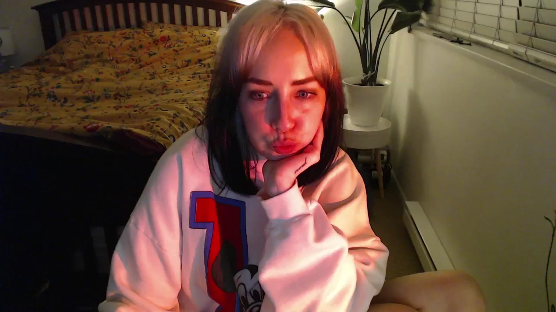 Gallery image thumbnail from NahlaHoney's myfreecams stream on, 12/08/2024, 04:11 image 2 of 20
