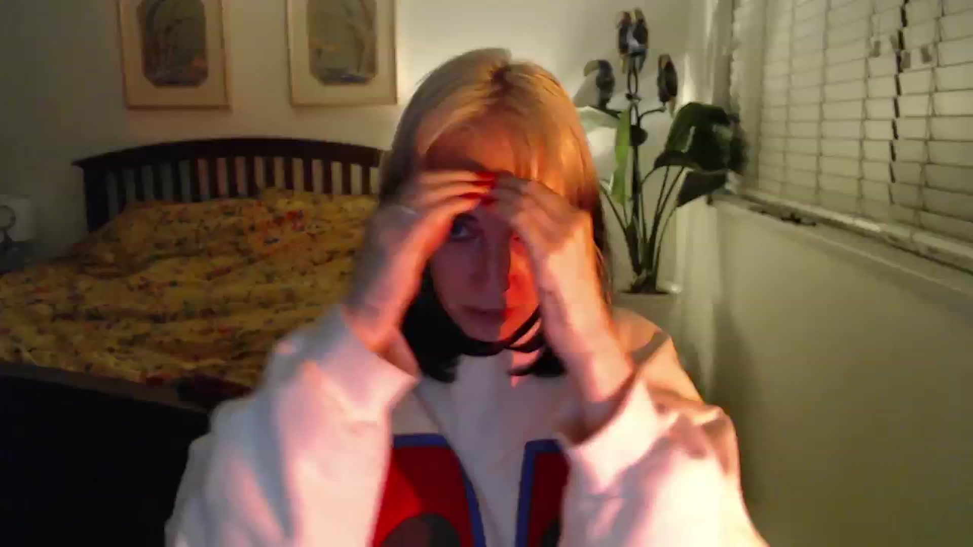 Gallery image thumbnail from NahlaHoney's myfreecams stream on, 12/08/2024, 04:11 image 17 of 20