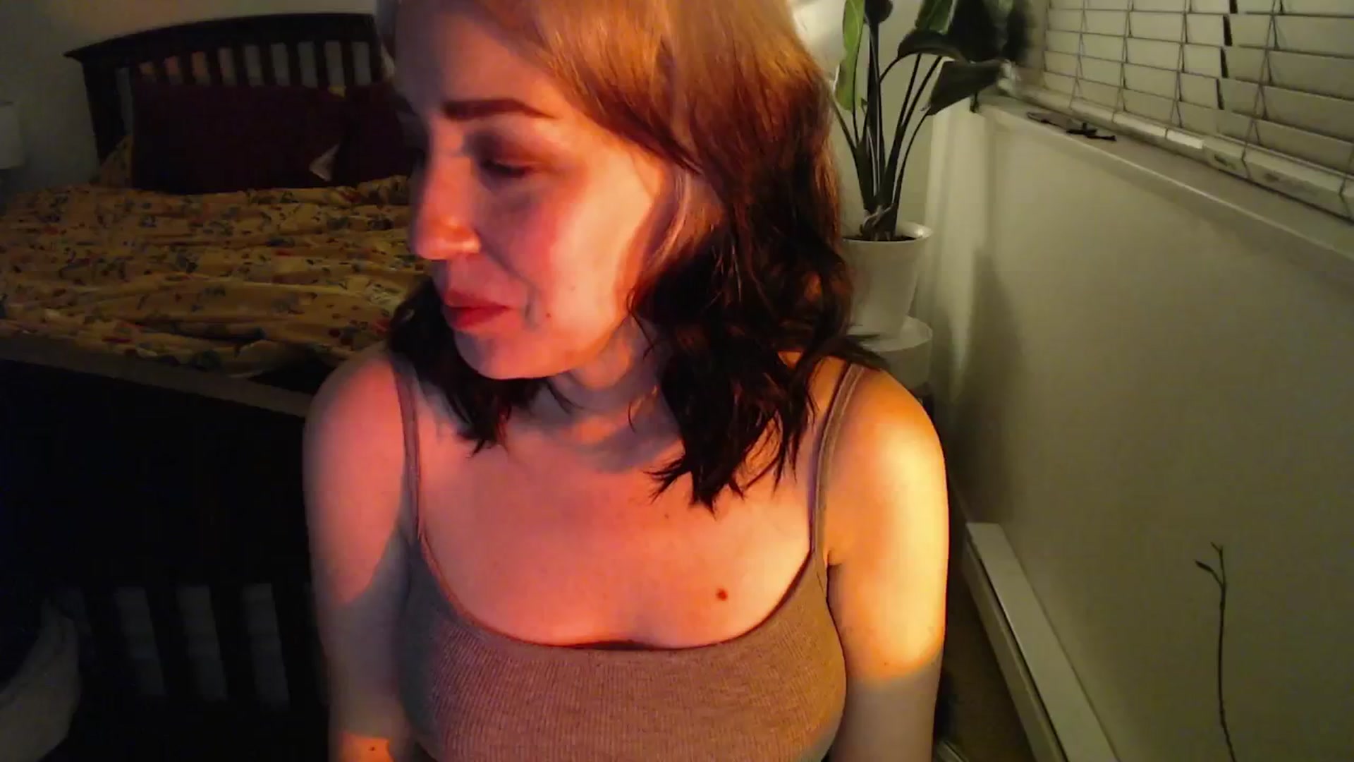 Gallery image thumbnail from NahlaHoney's myfreecams stream on, 12/09/2024, 05:30 image 6 of 20