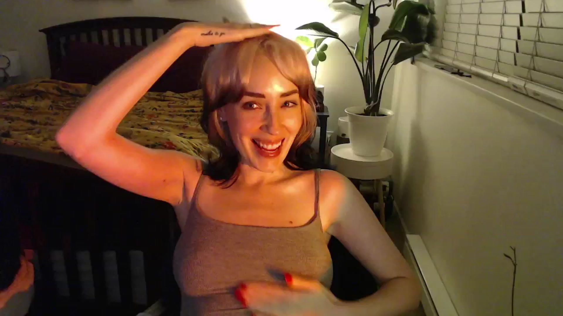 Gallery image thumbnail from NahlaHoney's myfreecams stream on, 12/09/2024, 06:32 image 8 of 20