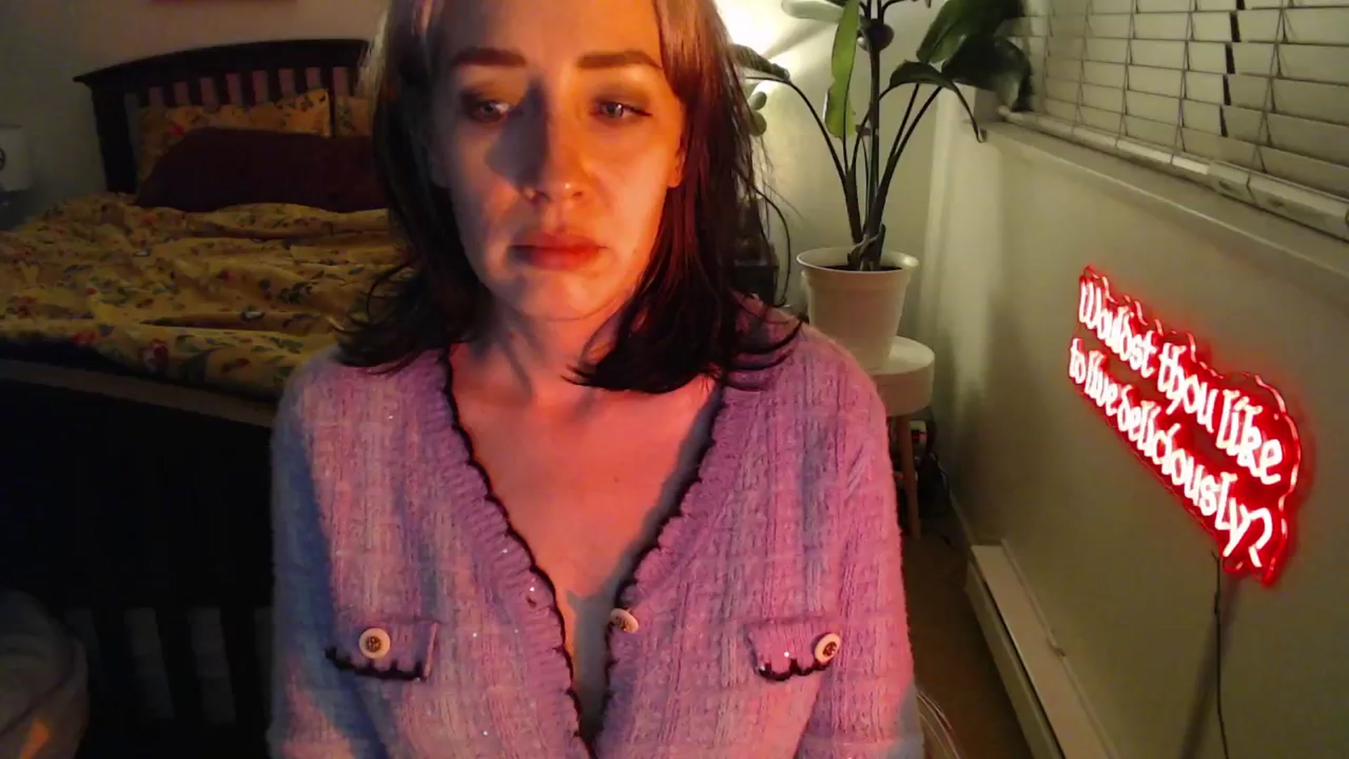 Gallery image thumbnail from NahlaHoney's myfreecams stream on, 12/17/2024, 04:50 image 10 of 20