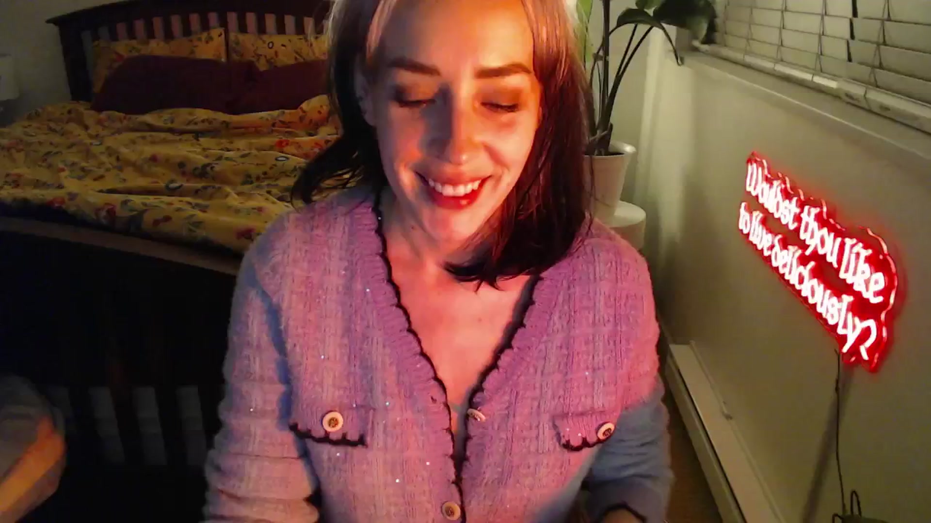 Gallery image thumbnail from NahlaHoney's myfreecams stream on, 12/17/2024, 04:50 image 15 of 20