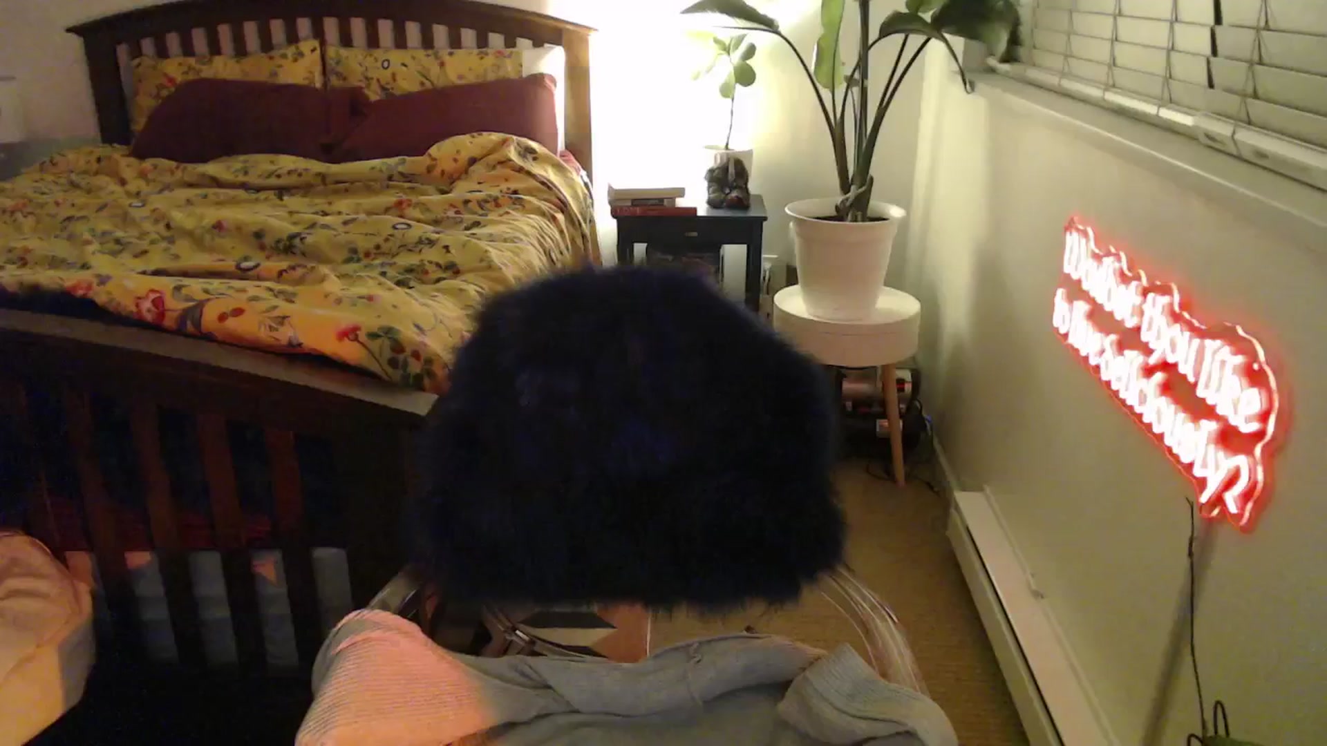 Gallery image thumbnail from NahlaHoney's myfreecams stream on, 12/17/2024, 04:50 image 18 of 20
