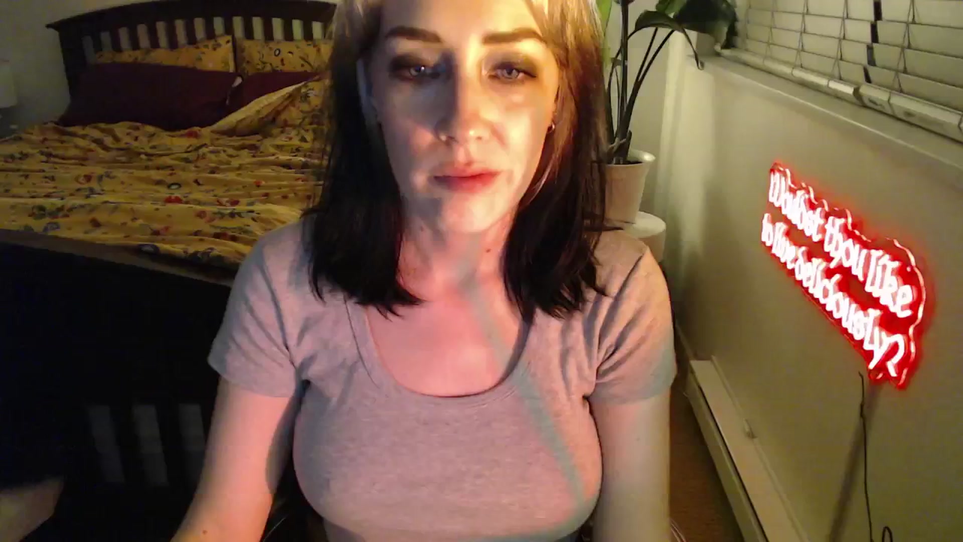 Gallery image thumbnail from NahlaHoney's myfreecams stream on, 12/19/2024, 03:55 image 4 of 20