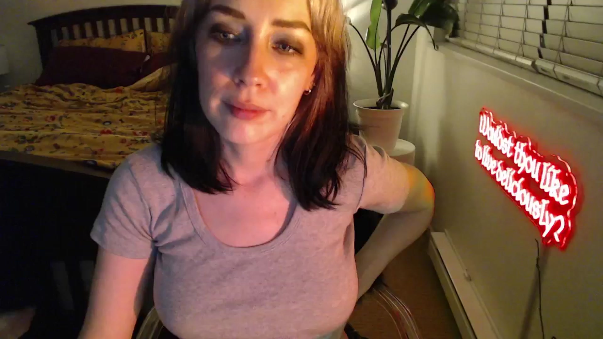 Gallery image thumbnail from NahlaHoney's myfreecams stream on, 12/19/2024, 03:55 image 18 of 20