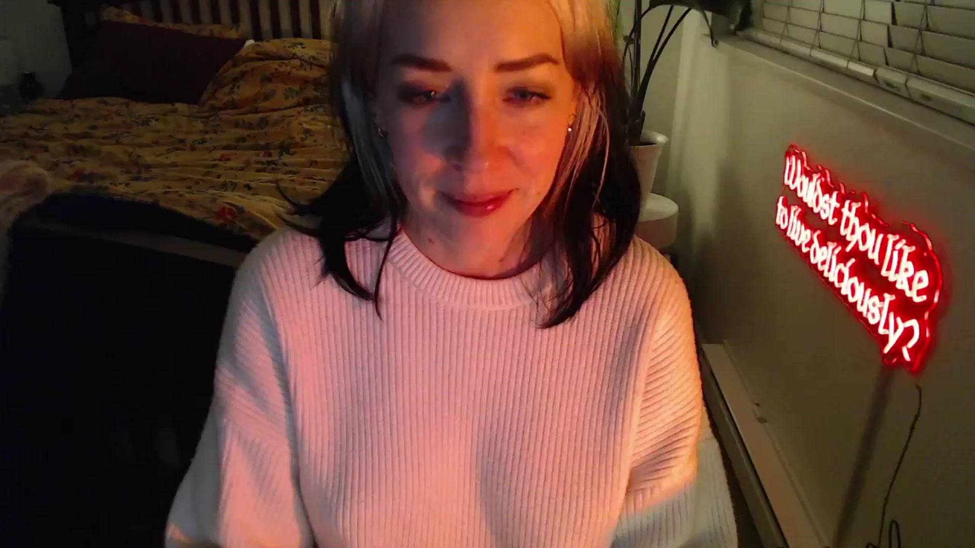 Gallery image thumbnail from NahlaHoney's myfreecams stream on, 12/28/2024, 05:28 image 15 of 20