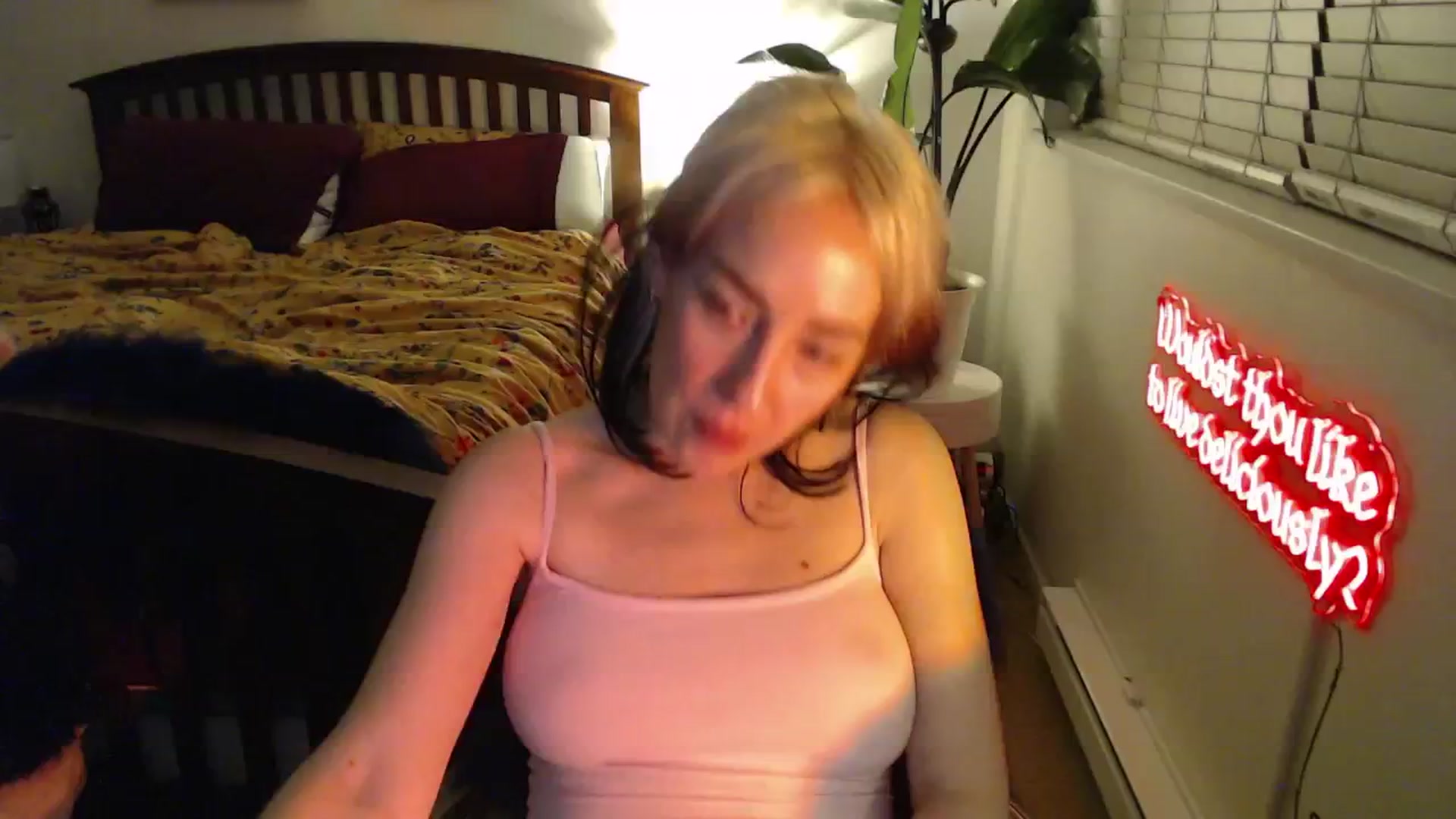 Gallery image thumbnail from NahlaHoney's myfreecams stream on, 01/04/2025, 05:03 image 16 of 20