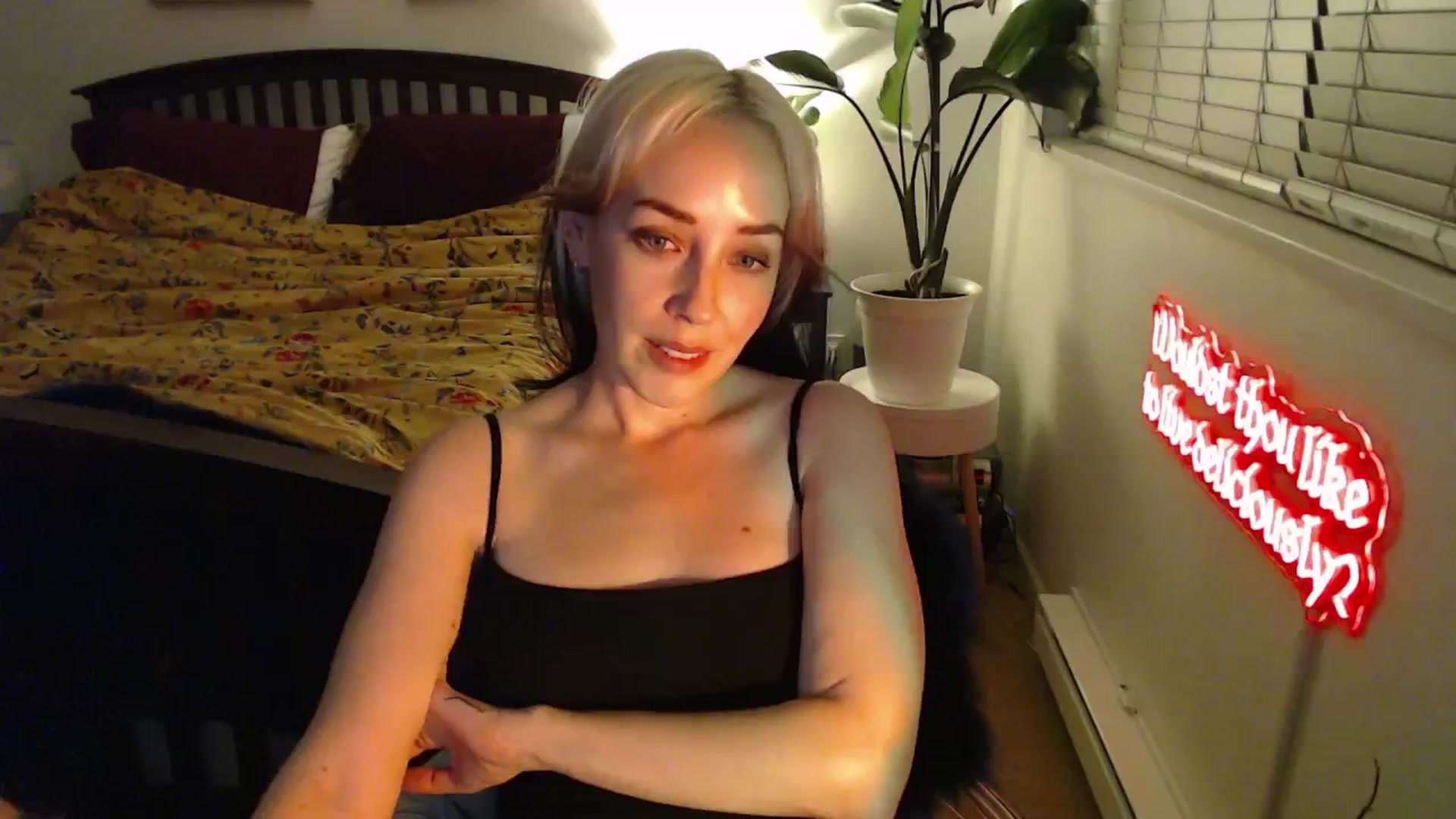 Gallery image thumbnail from NahlaHoney's myfreecams stream on, 01/26/2025, 05:40 image 18 of 20