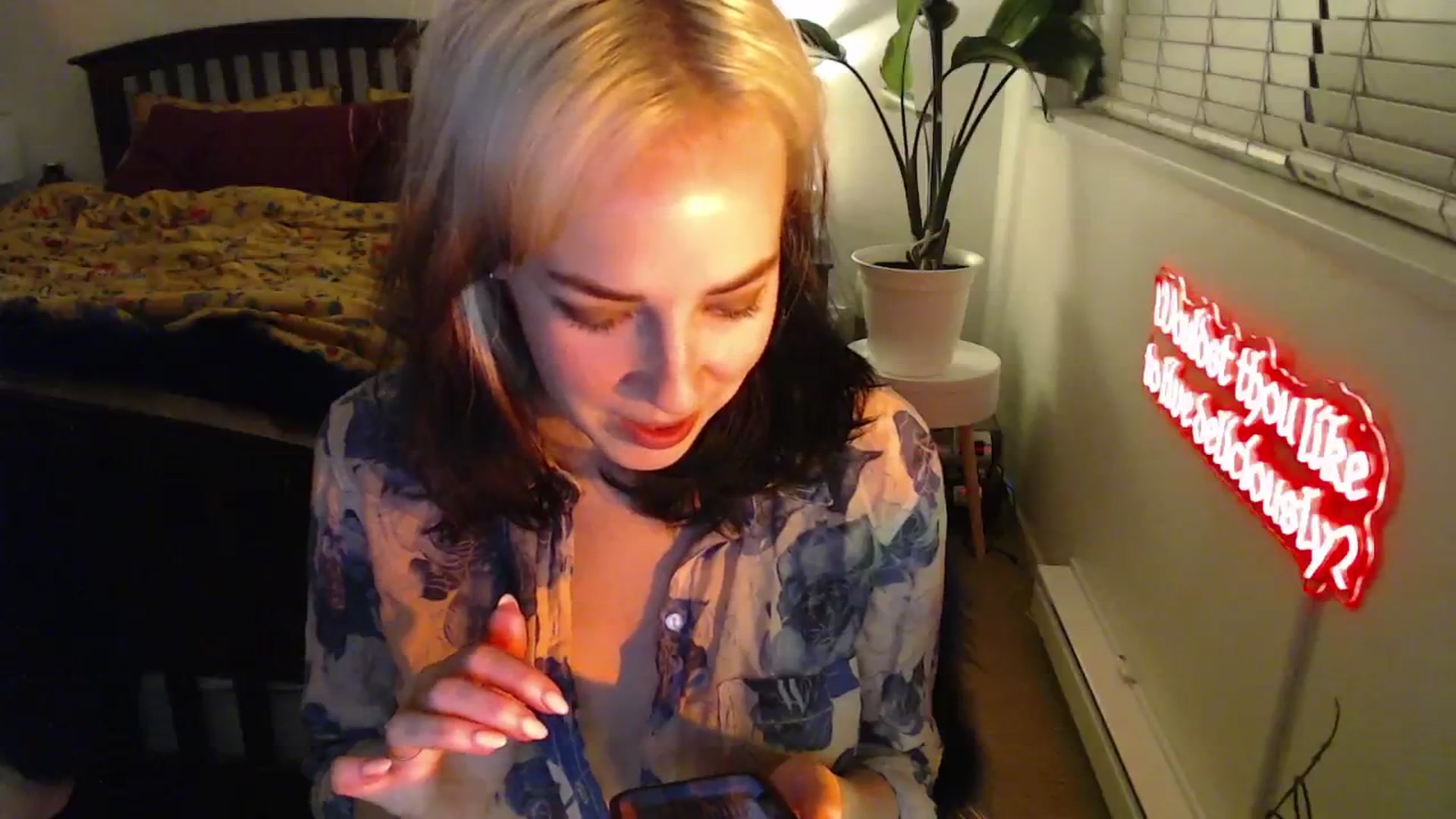 Gallery image thumbnail from NahlaHoney's myfreecams stream on, 01/27/2025, 03:17 image 15 of 20