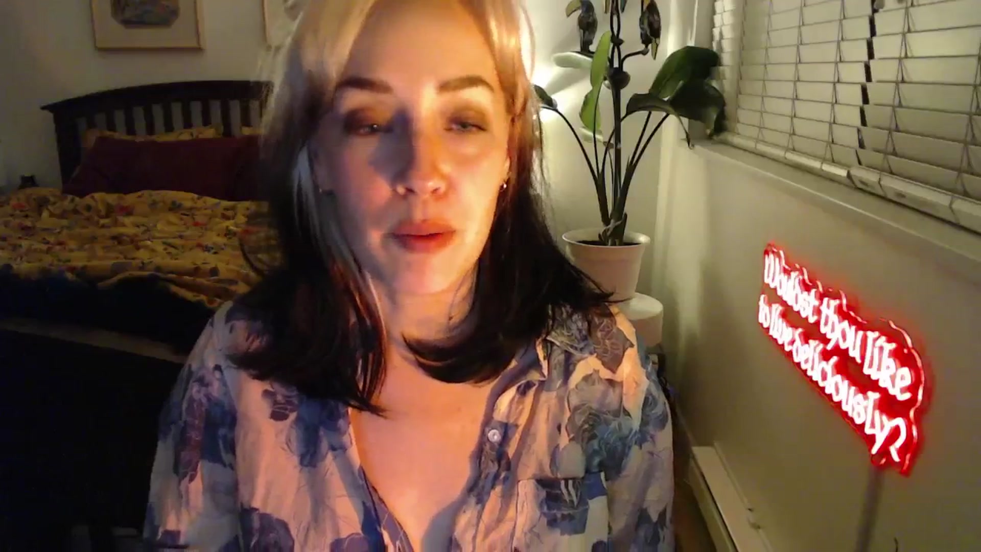 Gallery image thumbnail from NahlaHoney's myfreecams stream on, 01/27/2025, 03:17 image 18 of 20