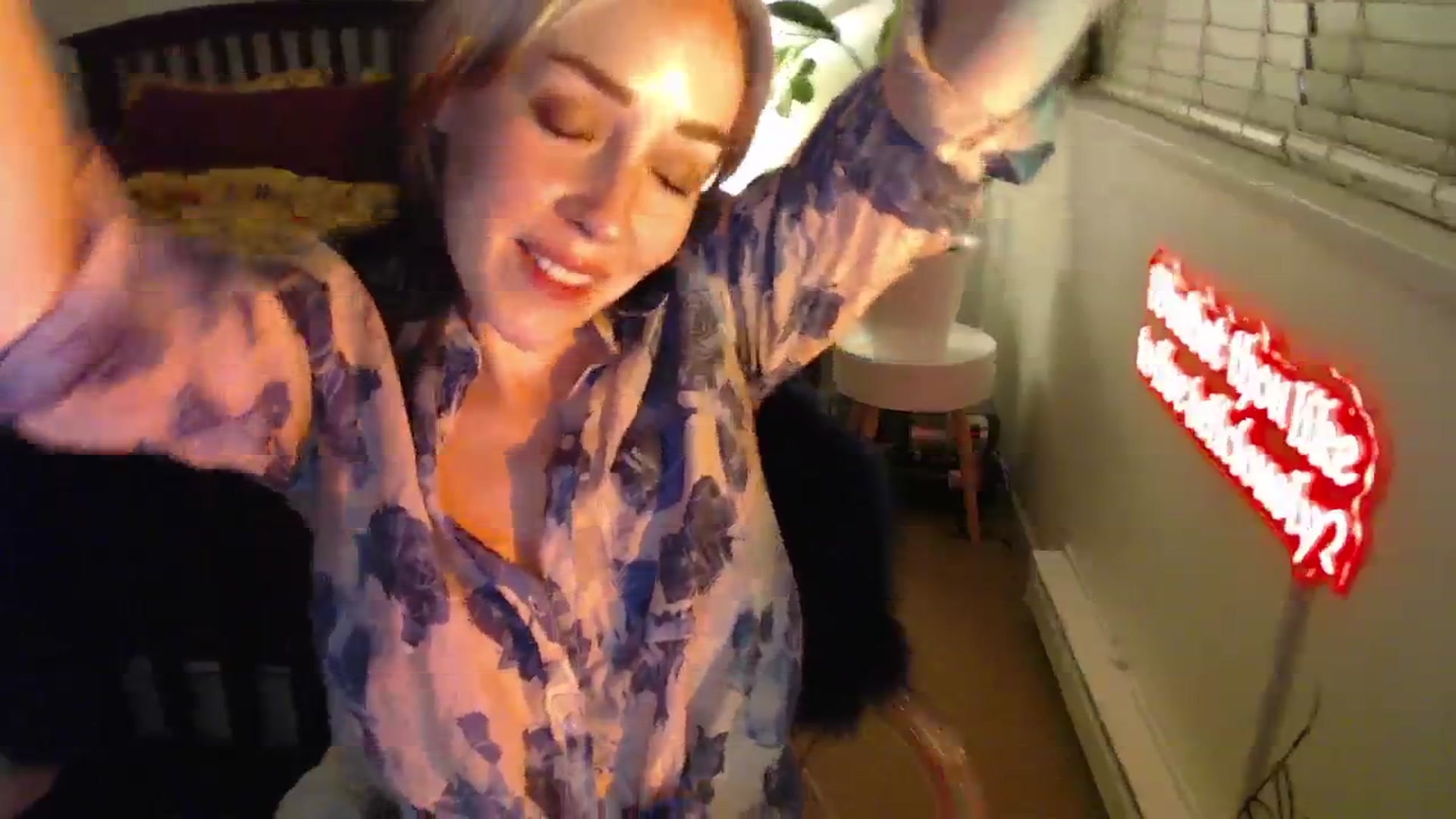 Gallery image thumbnail from NahlaHoney's myfreecams stream on, 01/27/2025, 05:01 image 11 of 20