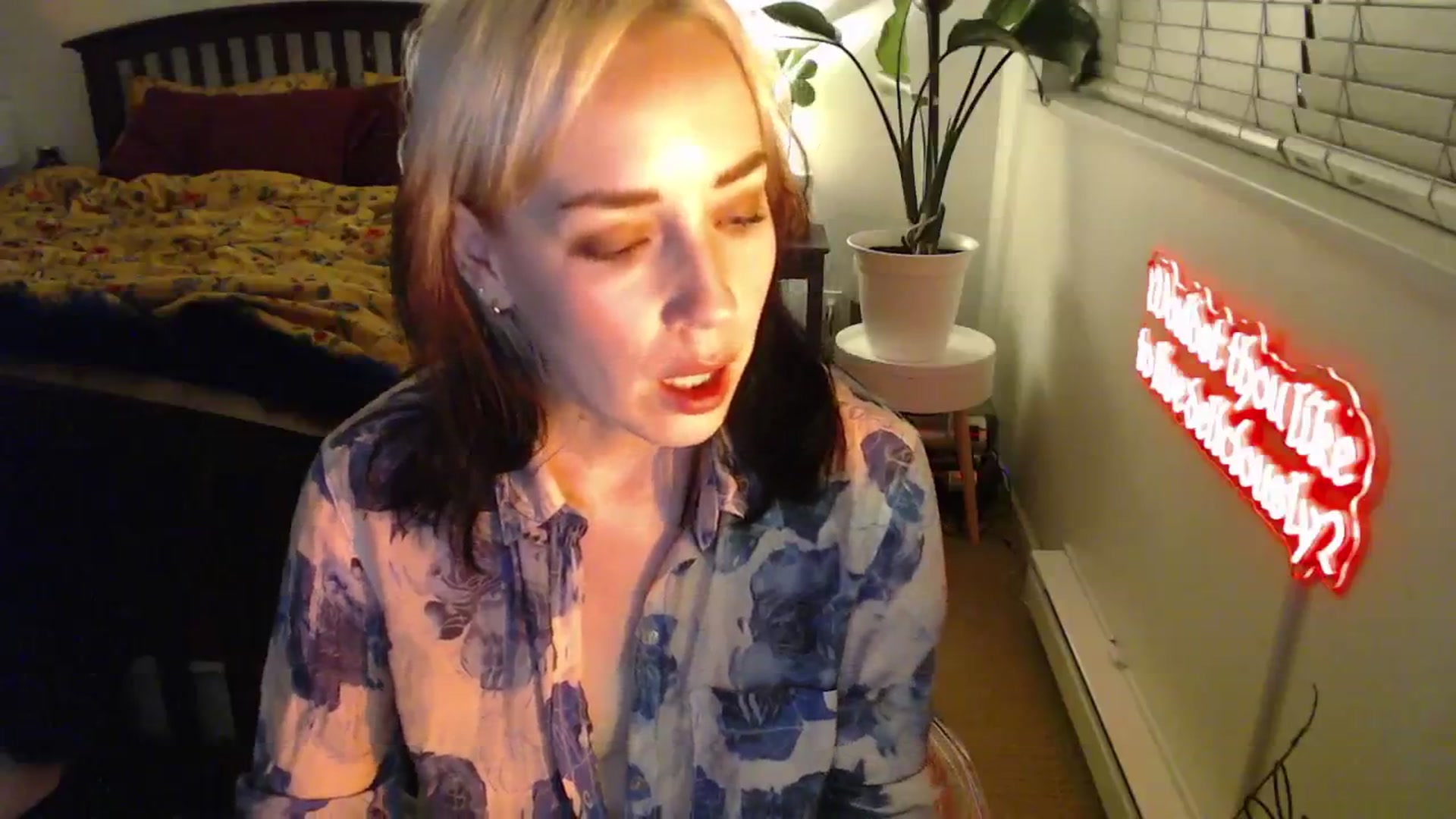 Gallery image thumbnail from NahlaHoney's myfreecams stream on, 01/27/2025, 05:01 image 14 of 20