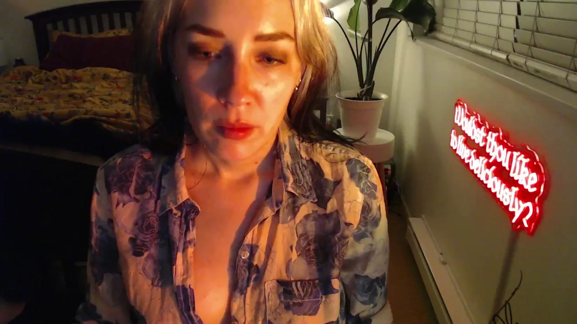 Gallery image thumbnail from NahlaHoney's myfreecams stream on, 01/27/2025, 05:01 image 15 of 20