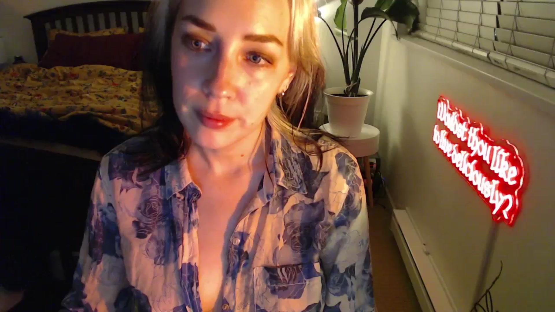 Gallery image thumbnail from NahlaHoney's myfreecams stream on, 01/27/2025, 05:01 image 17 of 20
