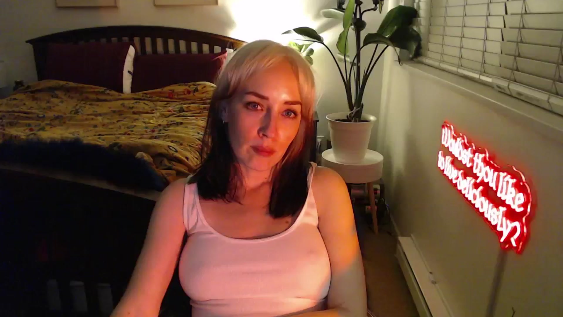 Gallery image thumbnail from NahlaHoney's myfreecams stream on, 01/28/2025, 05:06 image 20 of 20