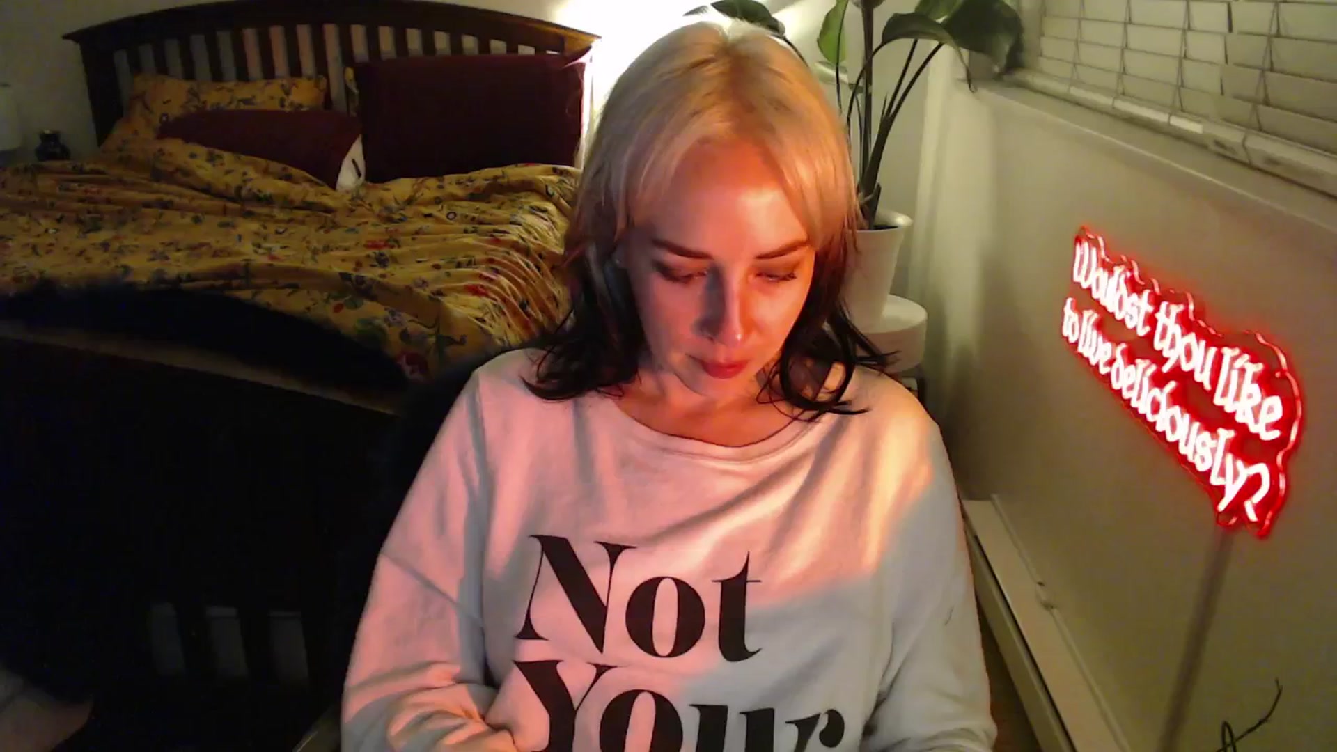 Gallery image thumbnail from NahlaHoney's myfreecams stream on, 01/29/2025, 04:40 image 14 of 20