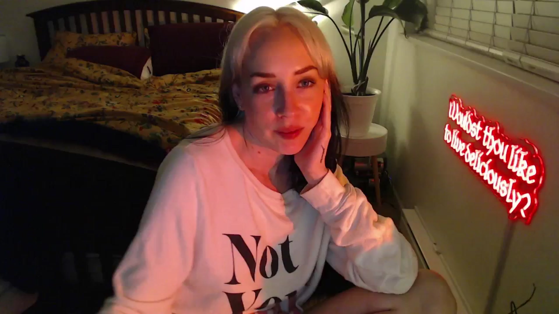 Gallery image thumbnail from NahlaHoney's myfreecams stream on, 01/29/2025, 04:40 image 7 of 20