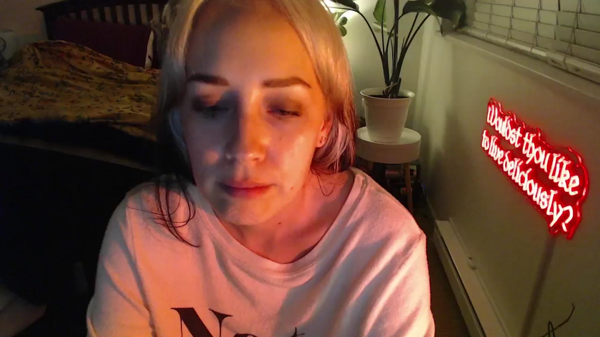 Gallery image thumbnail from NahlaHoney's myfreecams stream on, 01/29/2025, 05:36 image 14 of 20