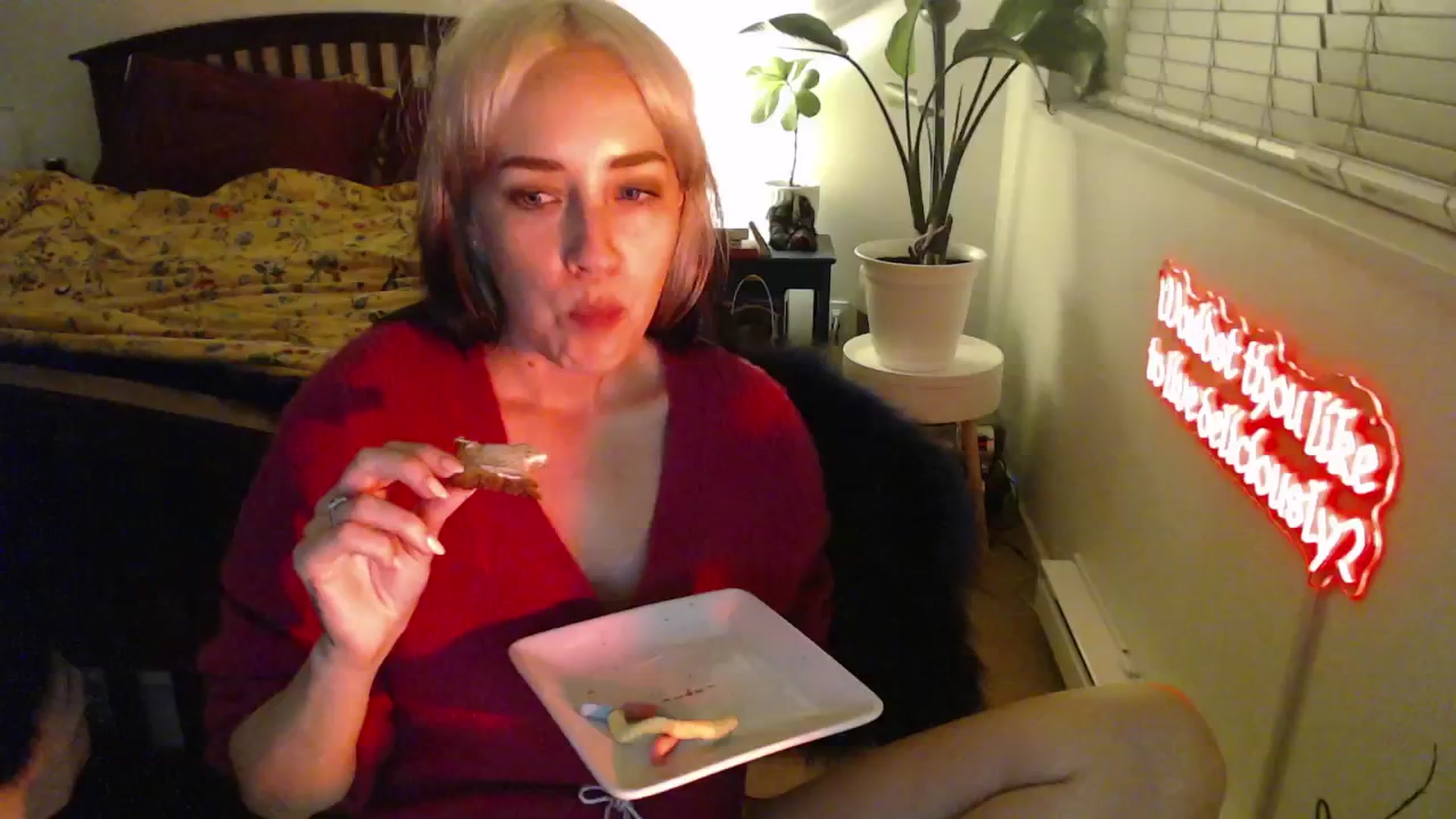 Gallery image thumbnail from NahlaHoney's myfreecams stream on, 02/03/2025, 05:54 image 6 of 20