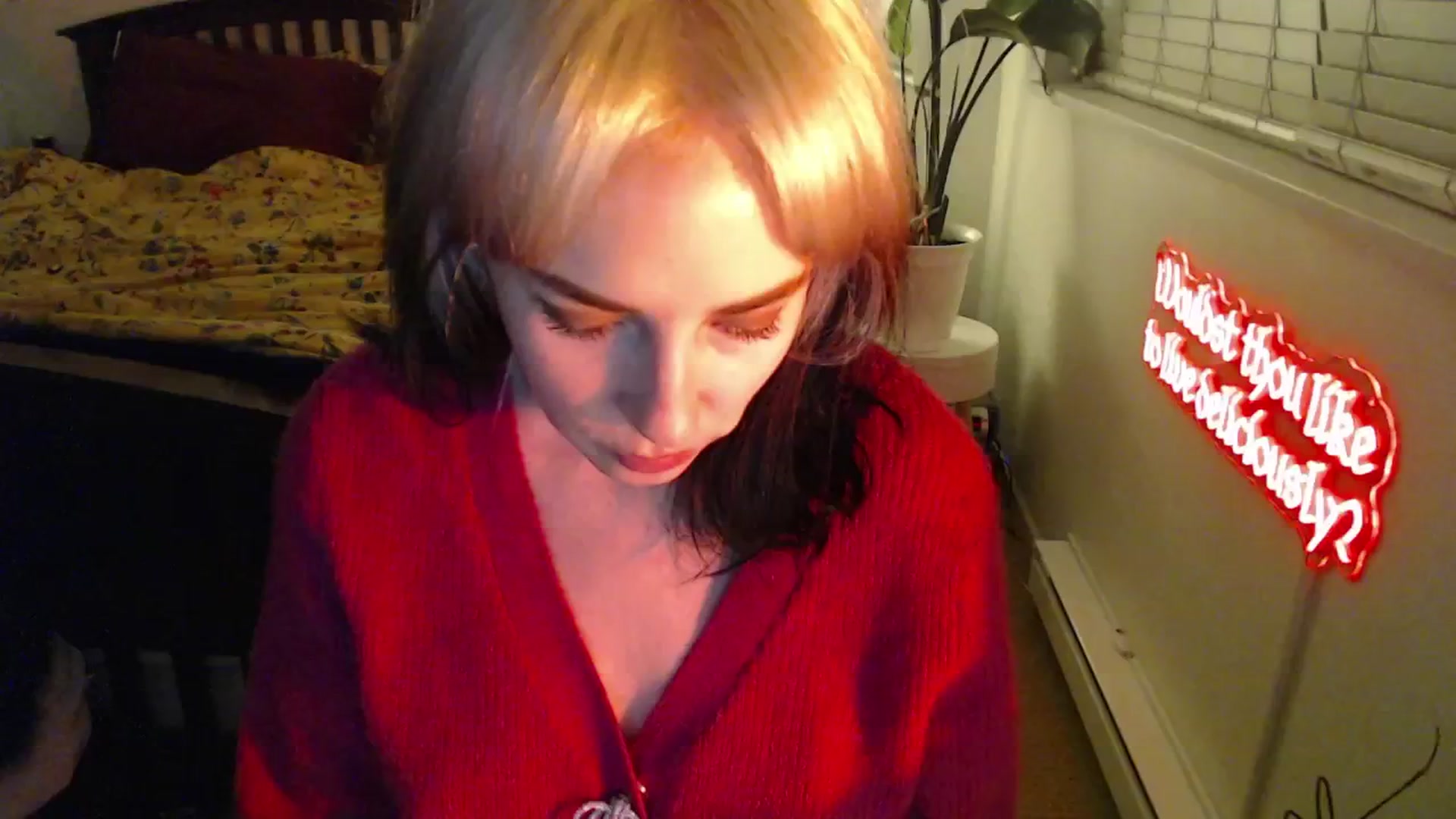 Gallery image thumbnail from NahlaHoney's myfreecams stream on, 02/03/2025, 05:54 image 11 of 20