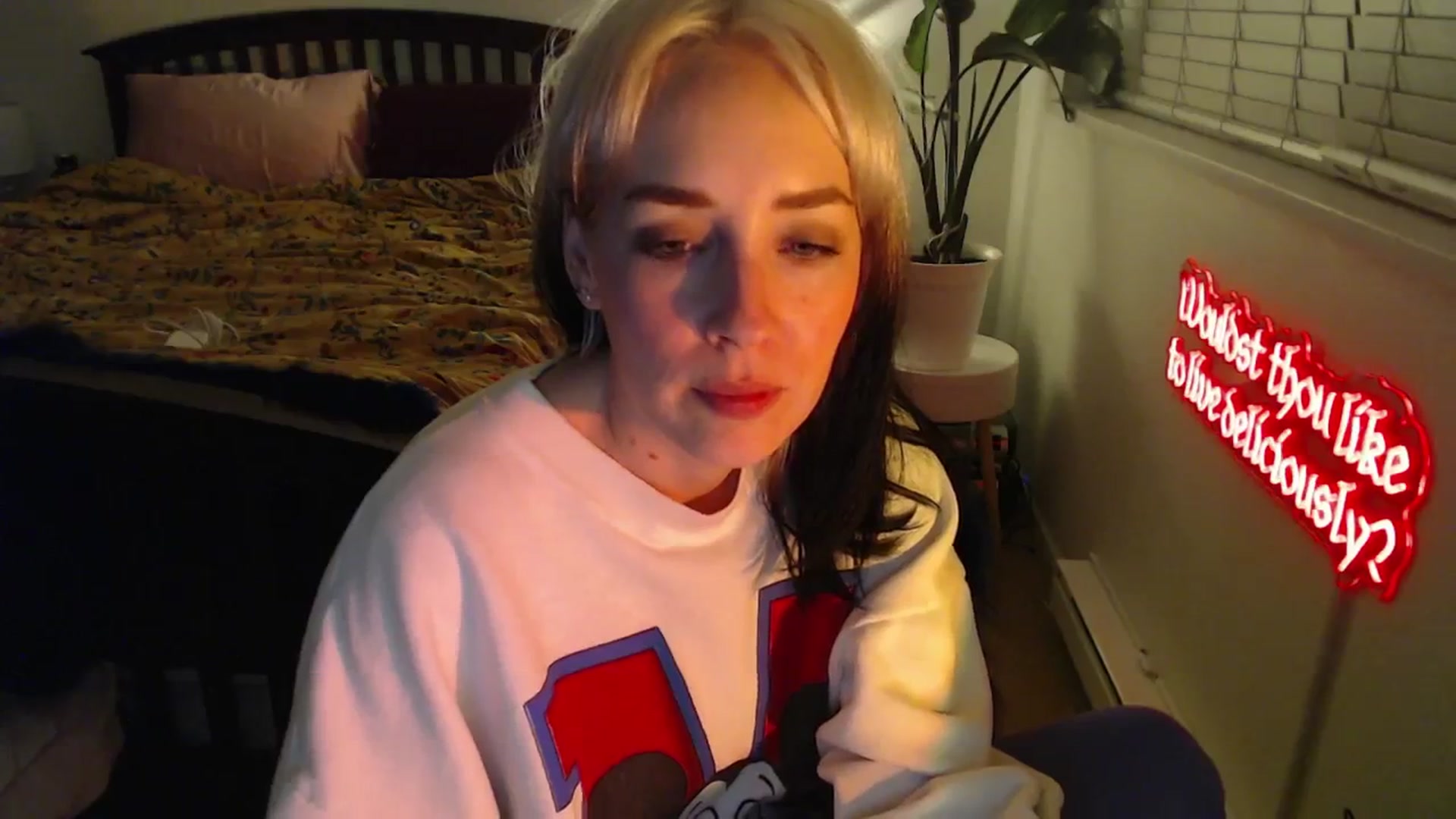 Gallery image thumbnail from NahlaHoney's myfreecams stream on, 02/07/2025, 04:39 image 18 of 20